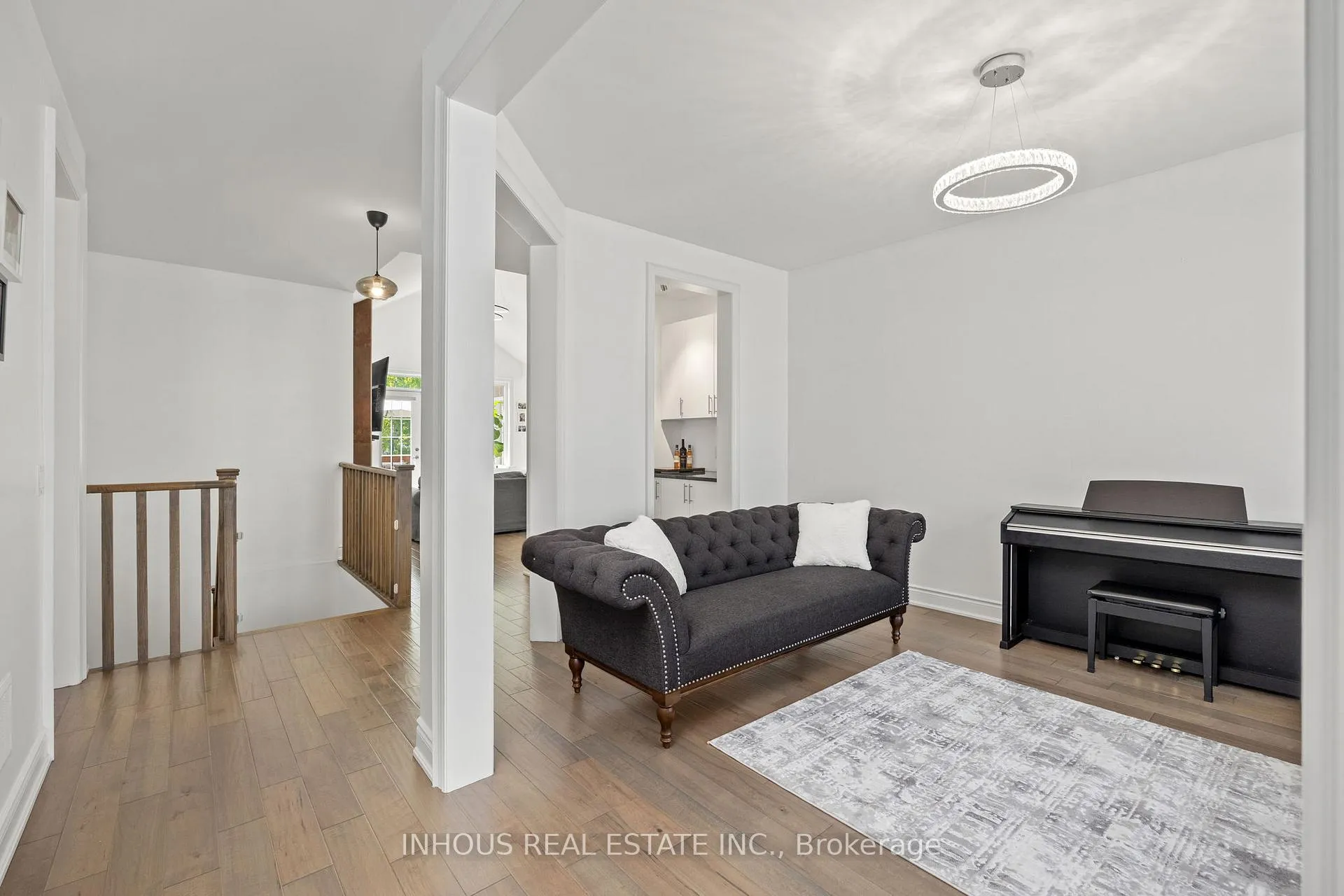Photo 4 of 105 Johnson Drive, Shelburne — HOMEH