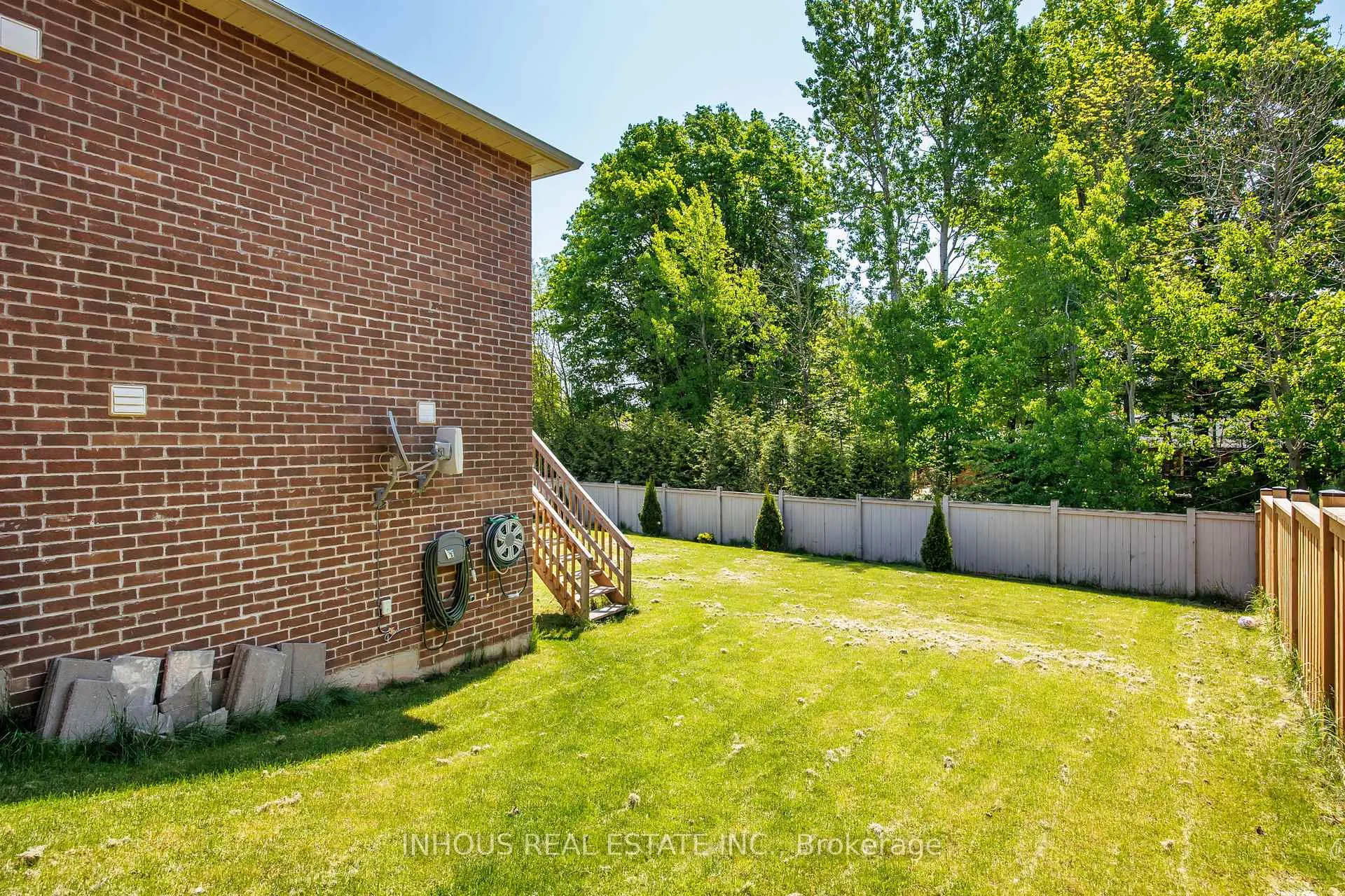 Photo 43 of 105 Johnson Drive, Shelburne — HOMEH