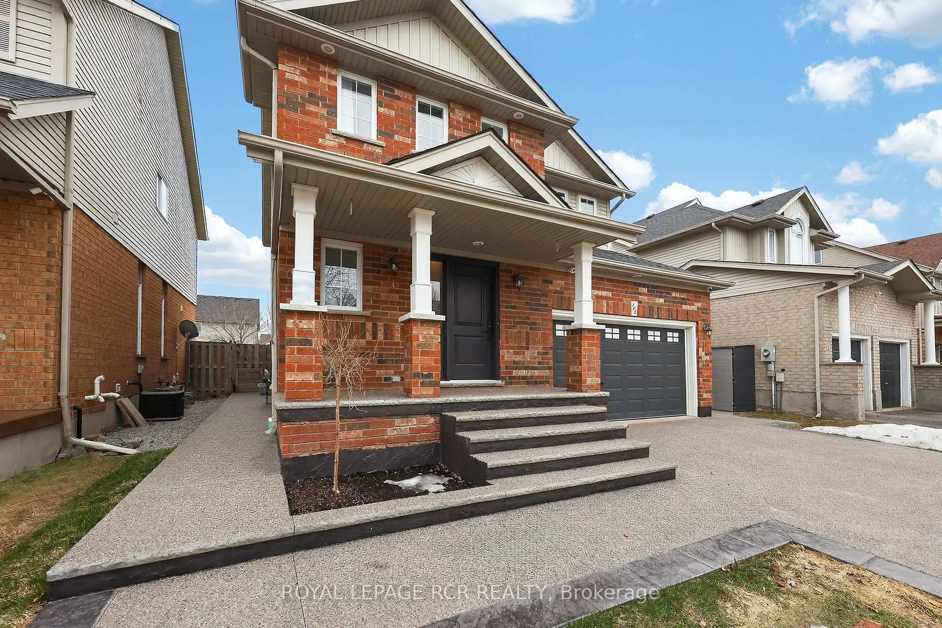 Photo 3 of 105 Shephard Avenue, New Tecumseth, Alliston — HOMEH