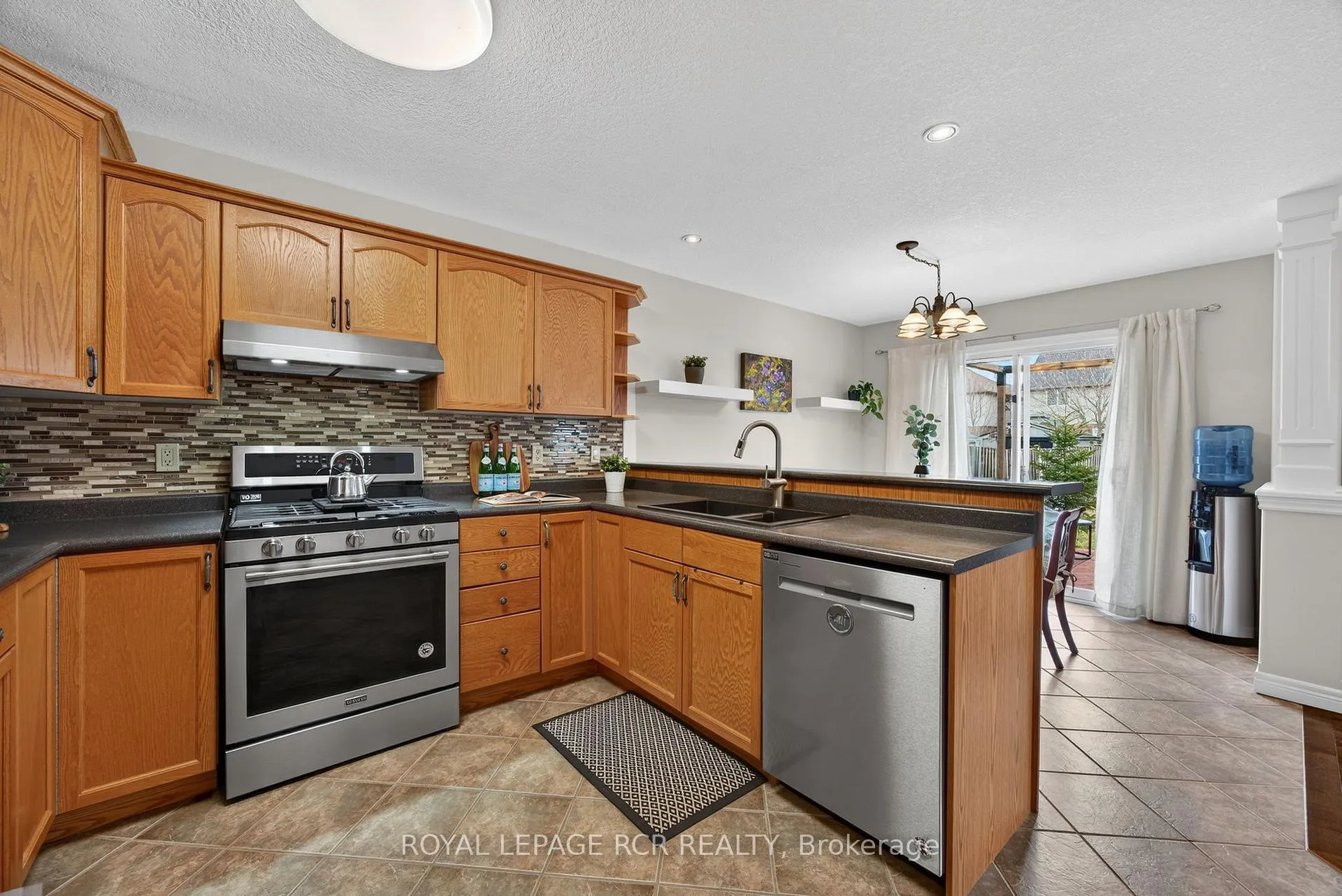 Photo 8 of 105 Shephard Avenue, New Tecumseth, Alliston — HOMEH