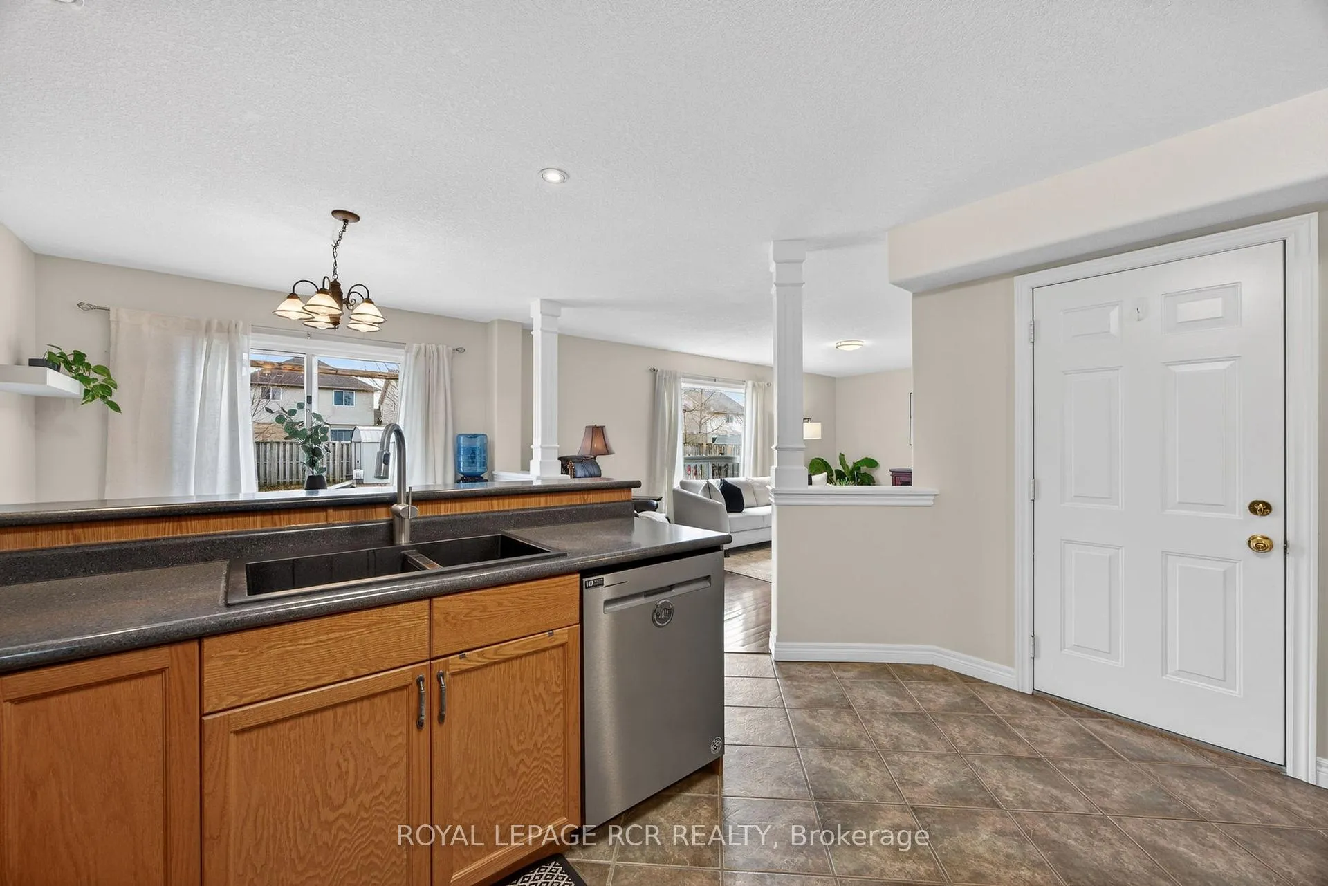 Photo 12 of 105 Shephard Avenue, New Tecumseth, Alliston — HOMEH