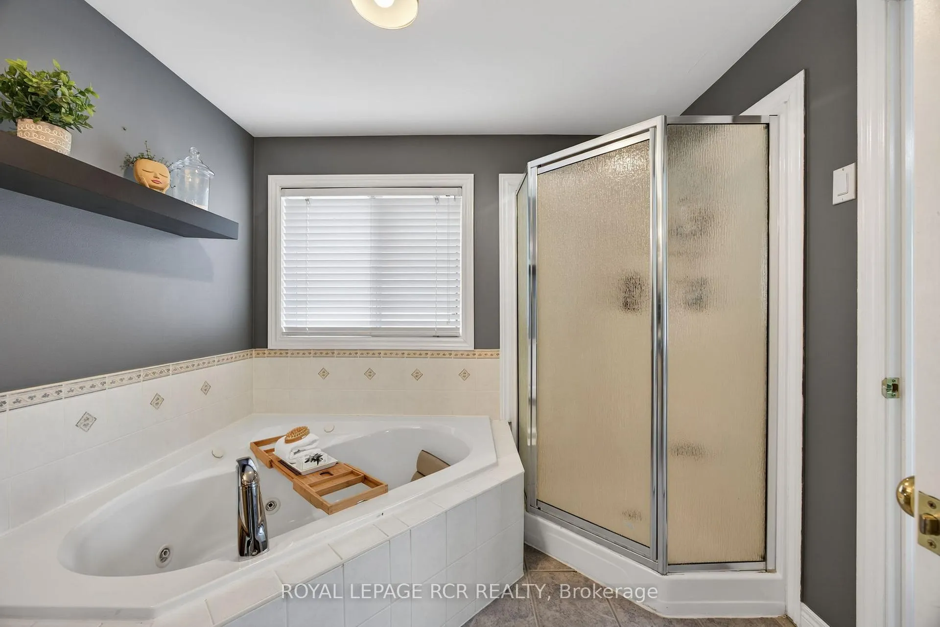 Photo 32 of 105 Shephard Avenue, New Tecumseth, Alliston — HOMEH