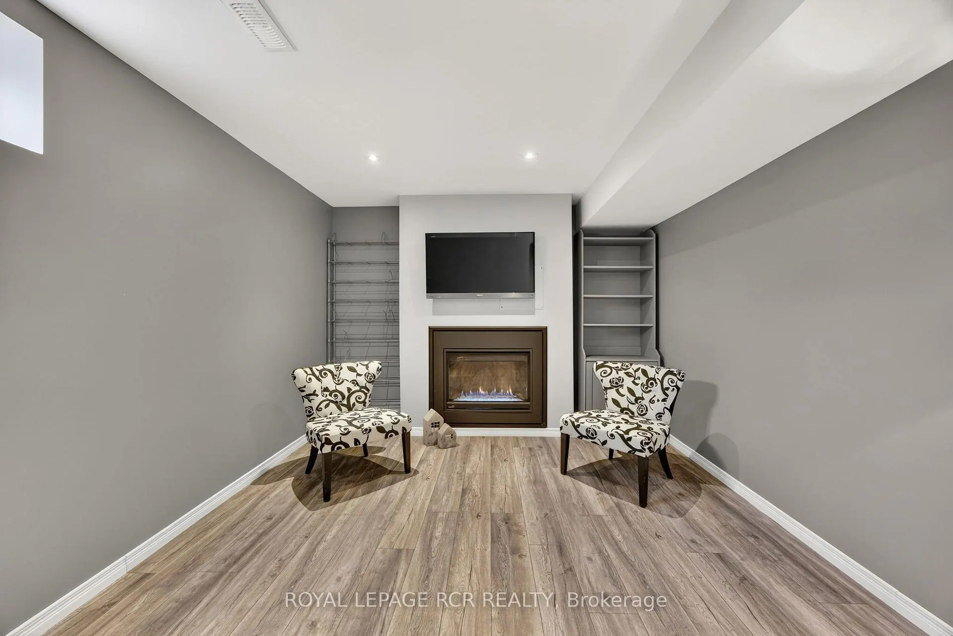 Photo 36 of 105 Shephard Avenue, New Tecumseth, Alliston — HOMEH
