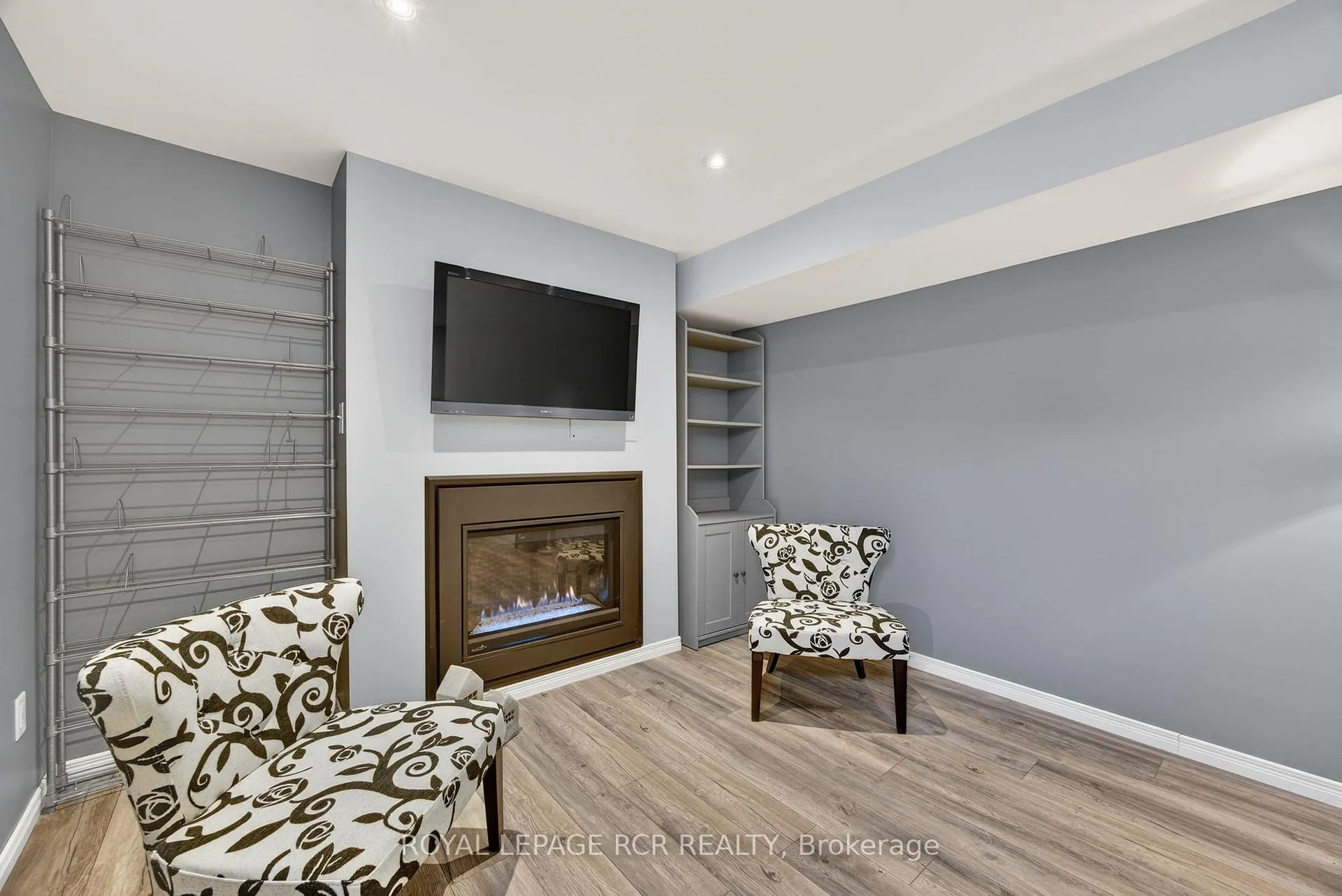 Photo 37 of 105 Shephard Avenue, New Tecumseth, Alliston — HOMEH
