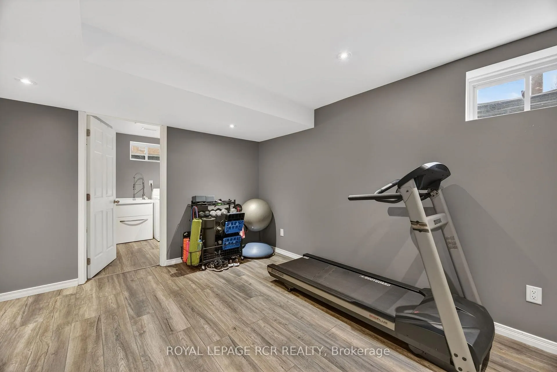 Photo 38 of 105 Shephard Avenue, New Tecumseth, Alliston — HOMEH