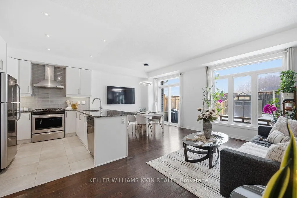 Photo 10 of 148 Hawkshaw Crescent, Ottawa, Barrhaven - Cedargrove/Fraserdale — HOMEH