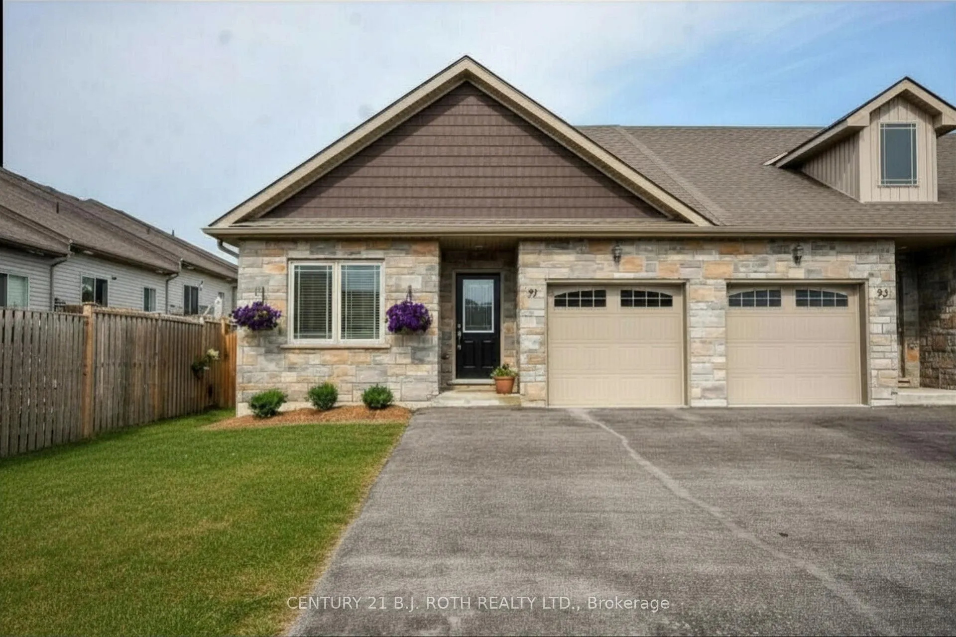 Photo 2 of 91 Lucy Lane, Orillia — HOMEH
