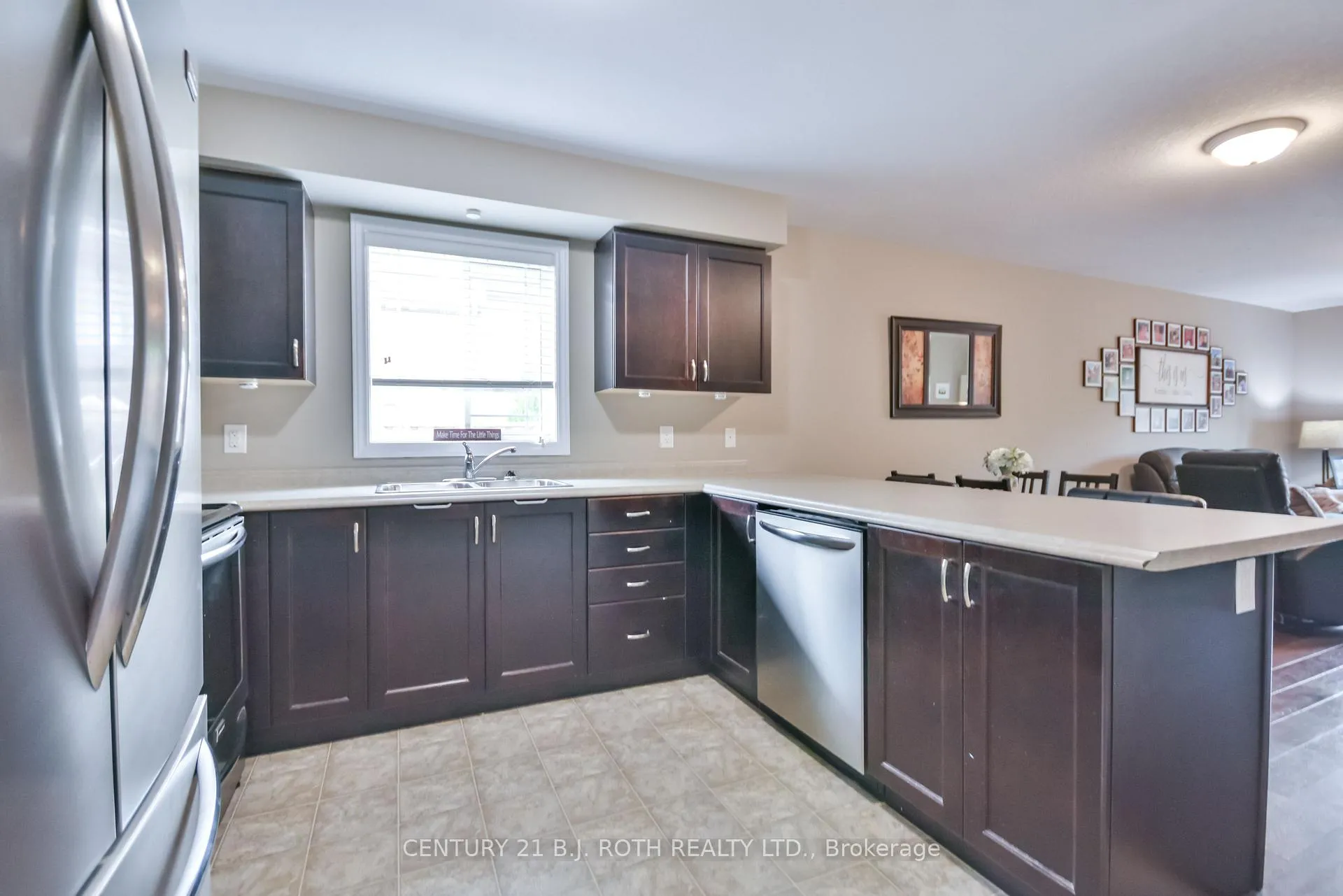 Photo 8 of 91 Lucy Lane, Orillia — HOMEH