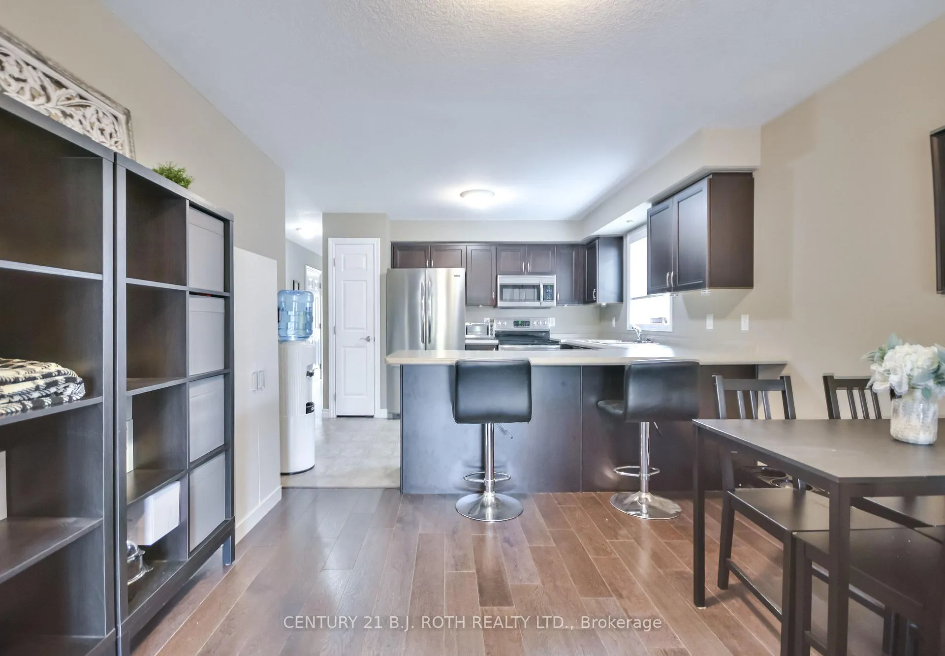 Photo 10 of 91 Lucy Lane, Orillia — HOMEH