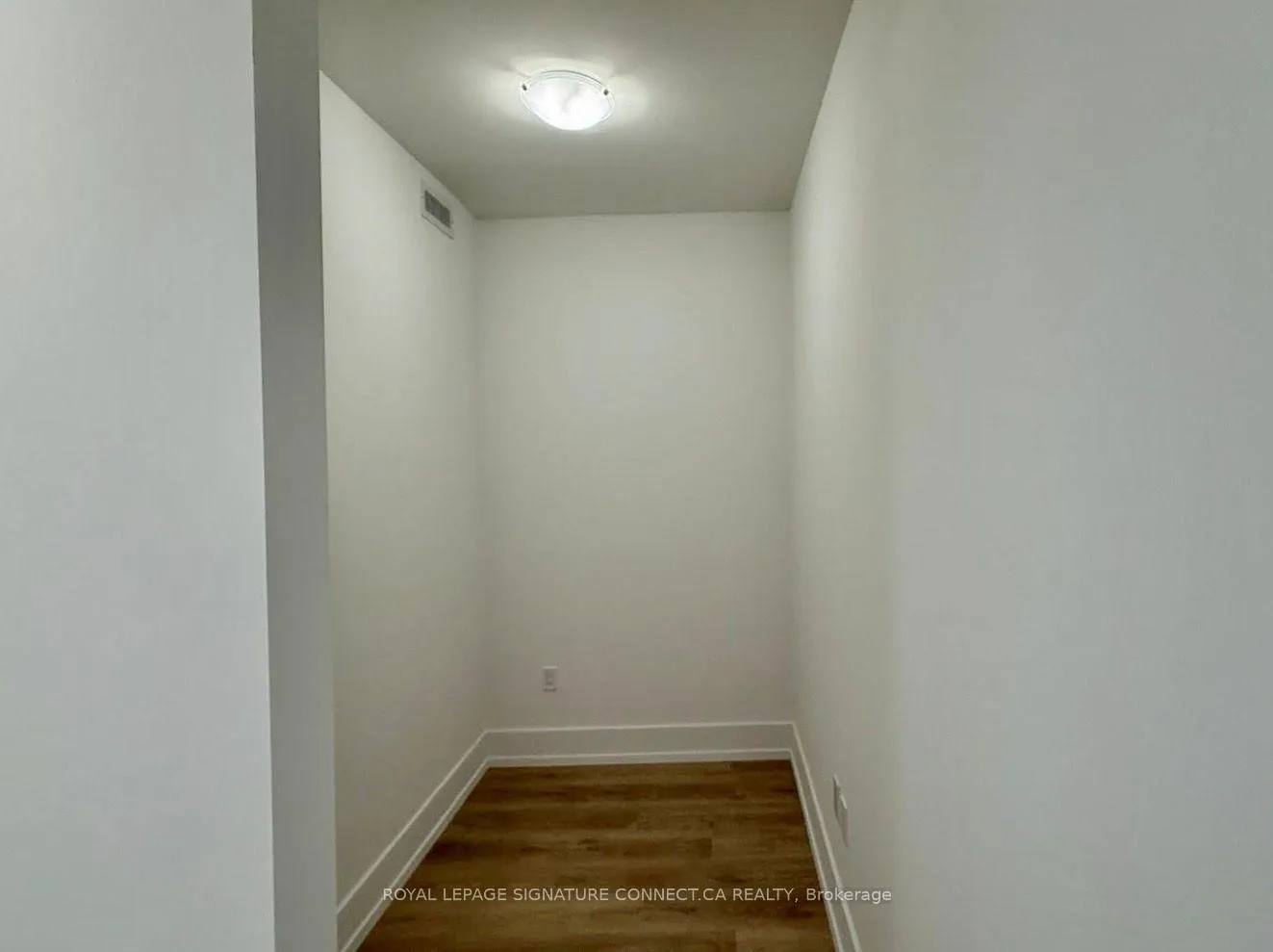 Photo 7 of Unit 804, 206 King Street W, Hamilton, Central — HOMEH