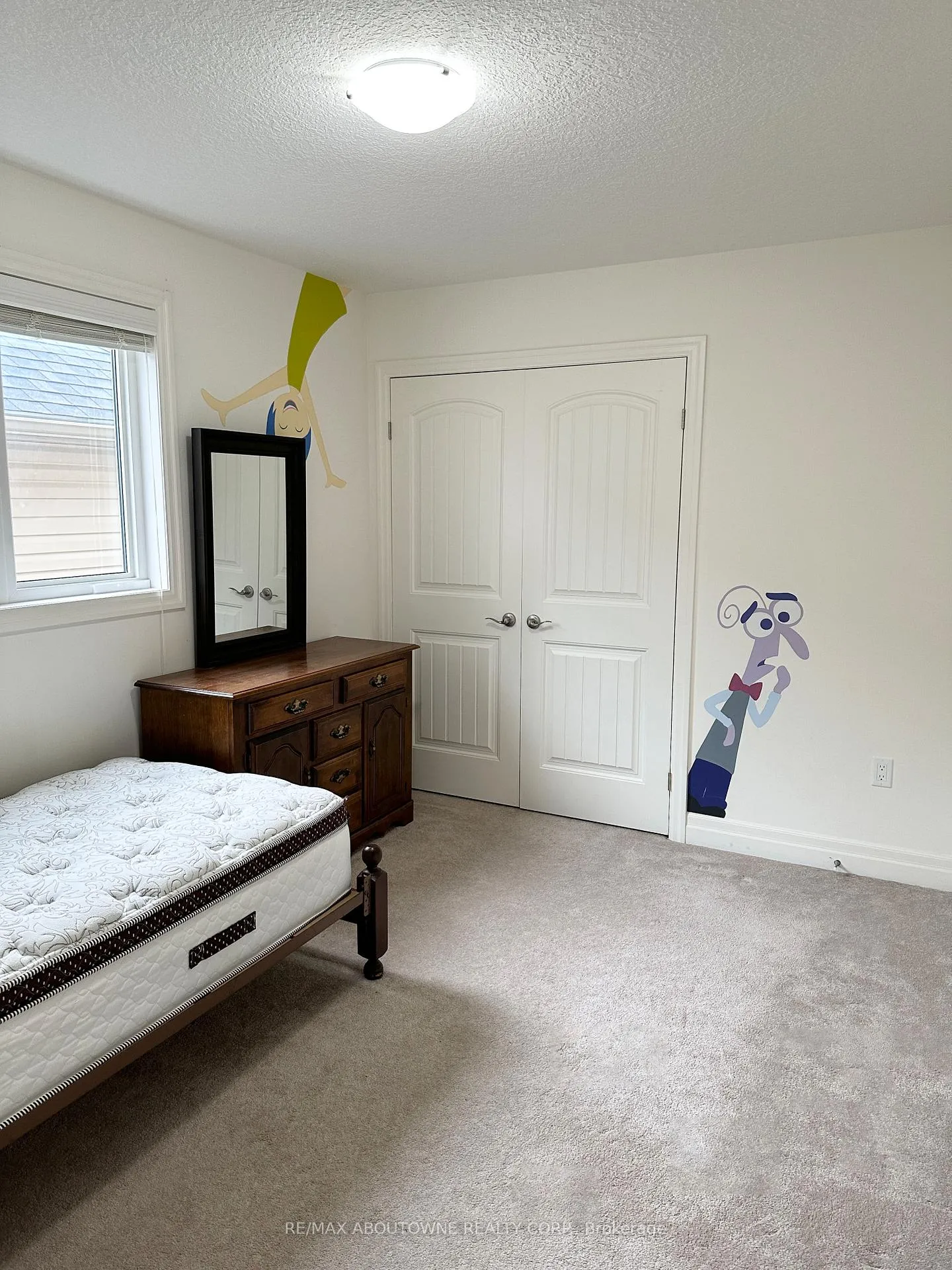 Photo 9 of 17 Samuel Drive, Guelph, Pineridge/Westminster Woods — HOMEH