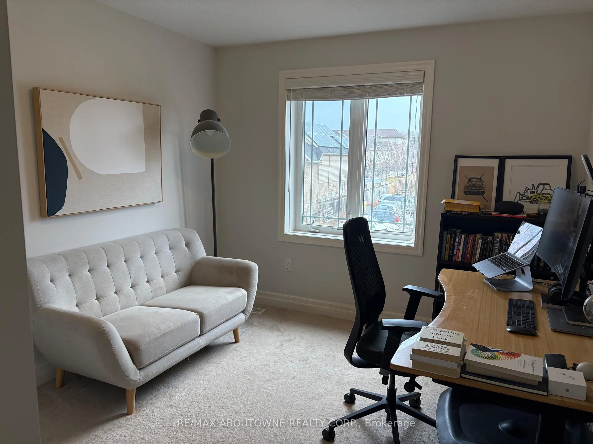 Photo 12 of 17 Samuel Drive, Guelph, Pineridge/Westminster Woods — HOMEH