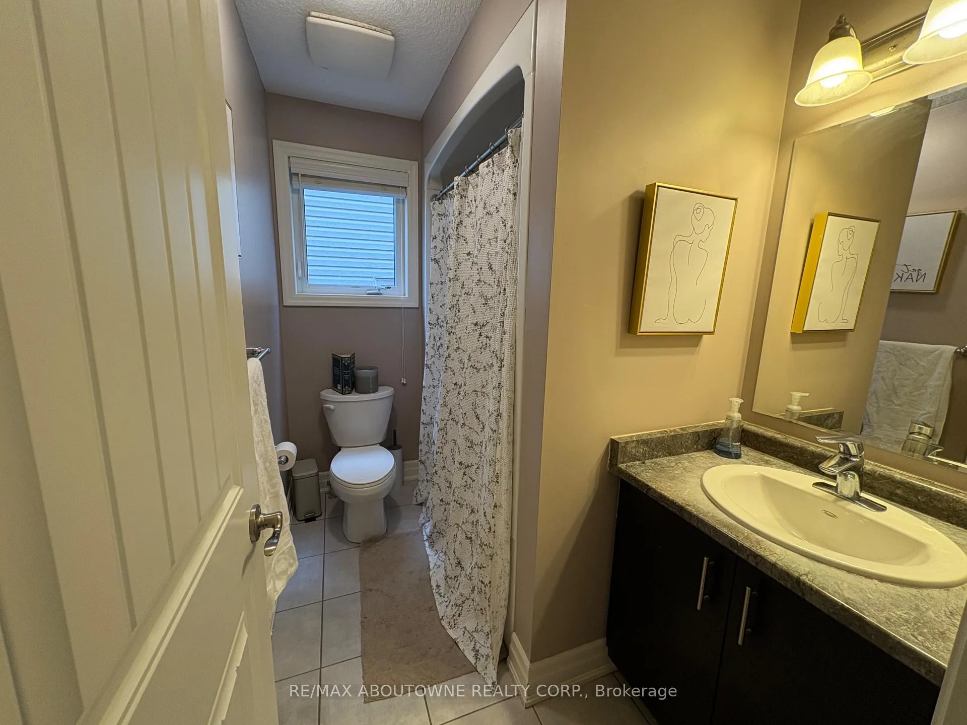 Photo 13 of 17 Samuel Drive, Guelph, Pineridge/Westminster Woods — HOMEH