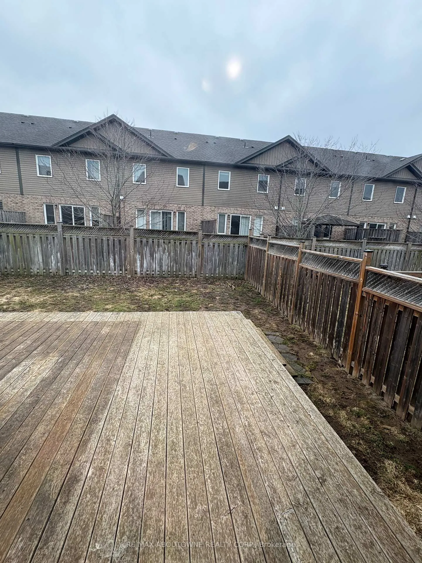 Photo 15 of 17 Samuel Drive, Guelph, Pineridge/Westminster Woods — HOMEH