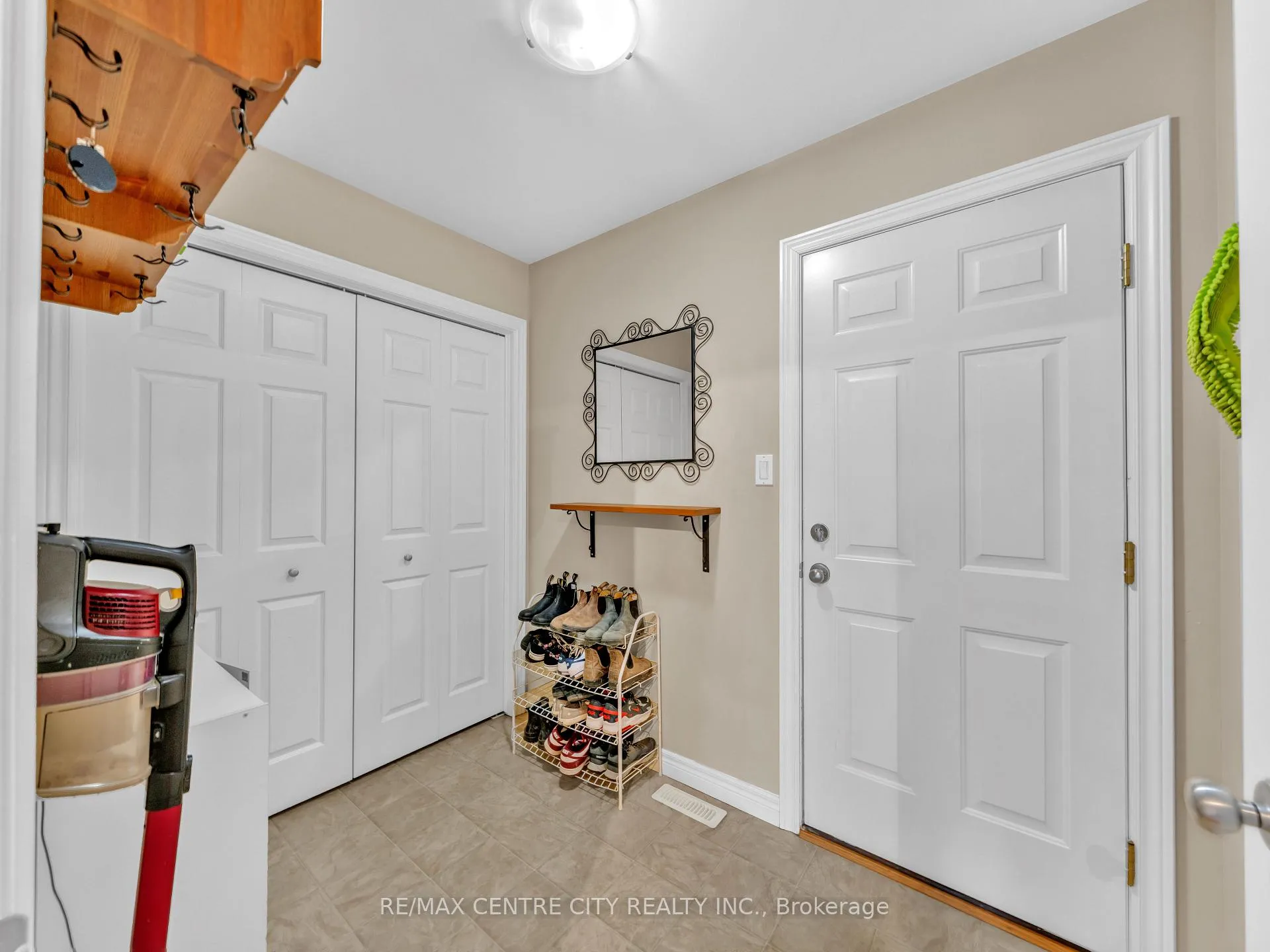 Photo 33 of 42137 McBain Line, Central Elgin, Rural Central Elgin — HOMEH