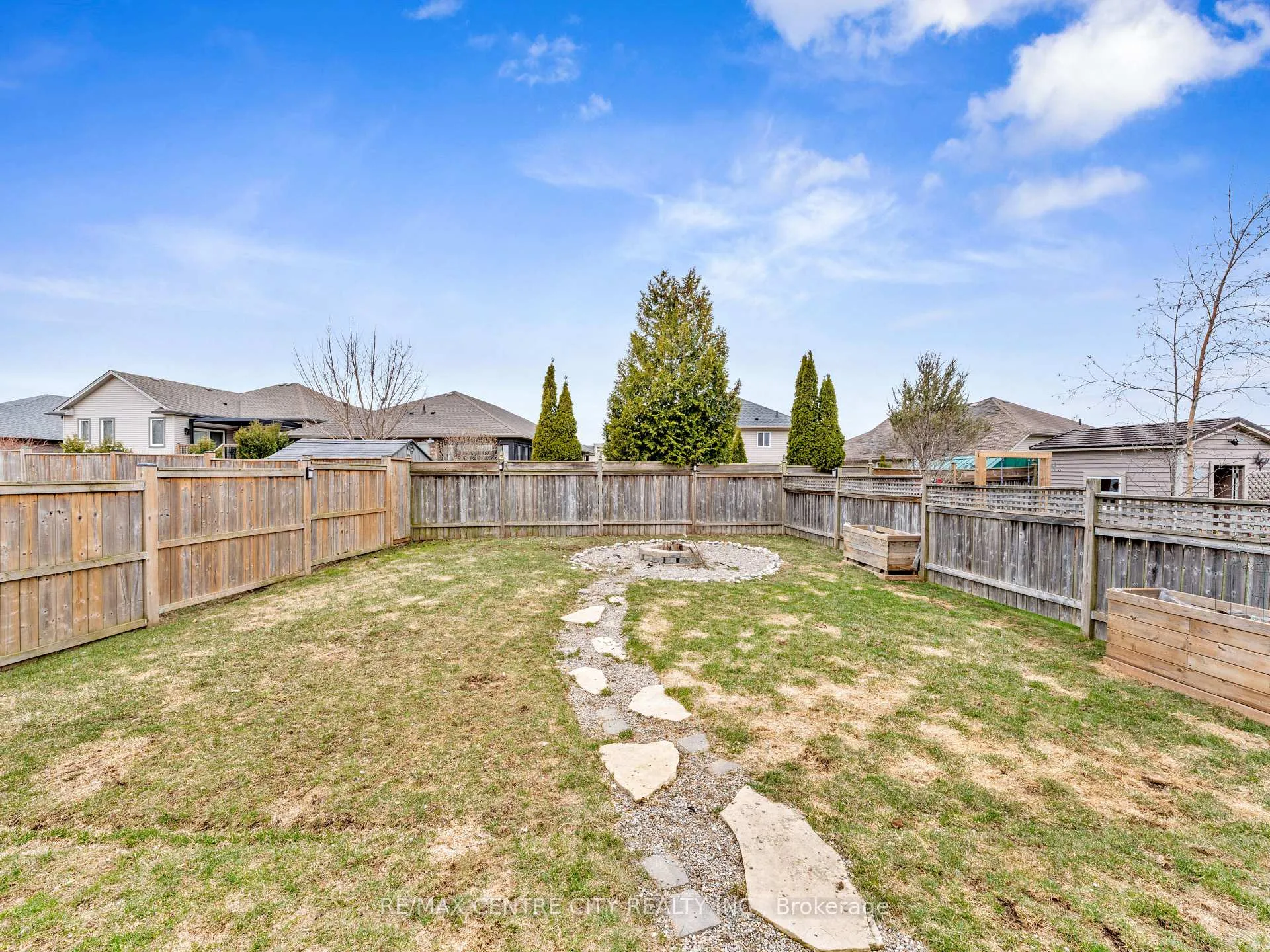 Photo 36 of 42137 McBain Line, Central Elgin, Rural Central Elgin — HOMEH