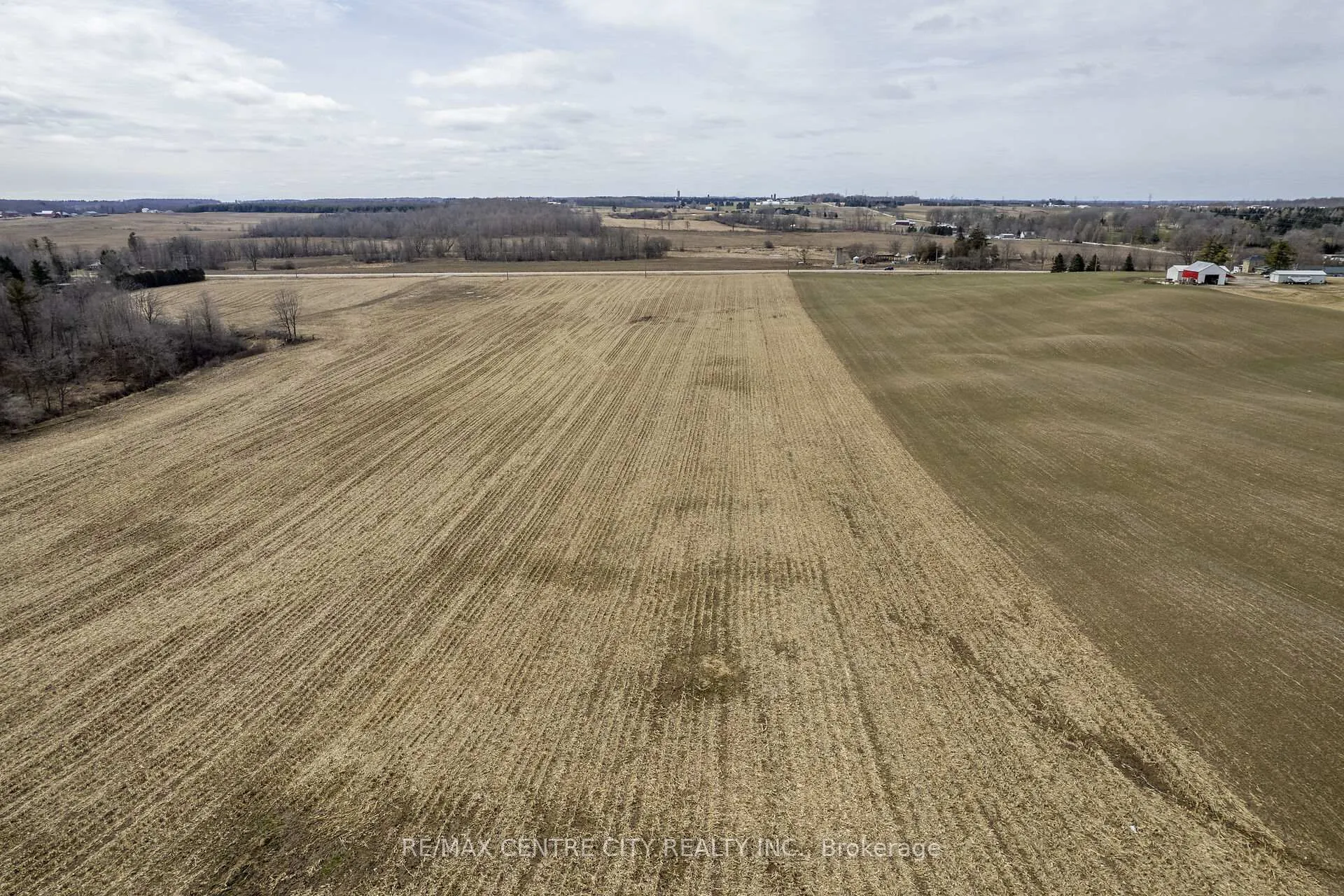 Photo 8 of 3542 Putnam Road, Thames Centre, Mossley — HOMEH