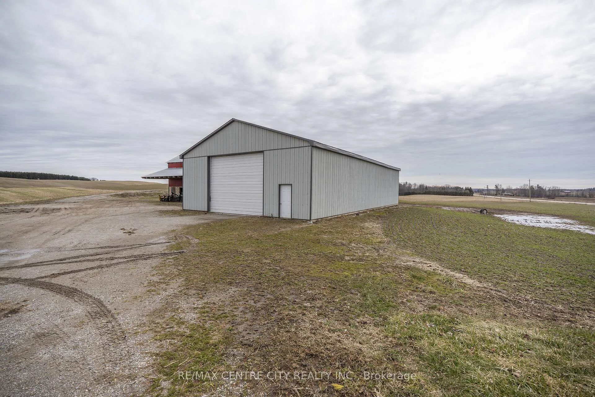 Photo 19 of 3542 Putnam Road, Thames Centre, Mossley — HOMEH