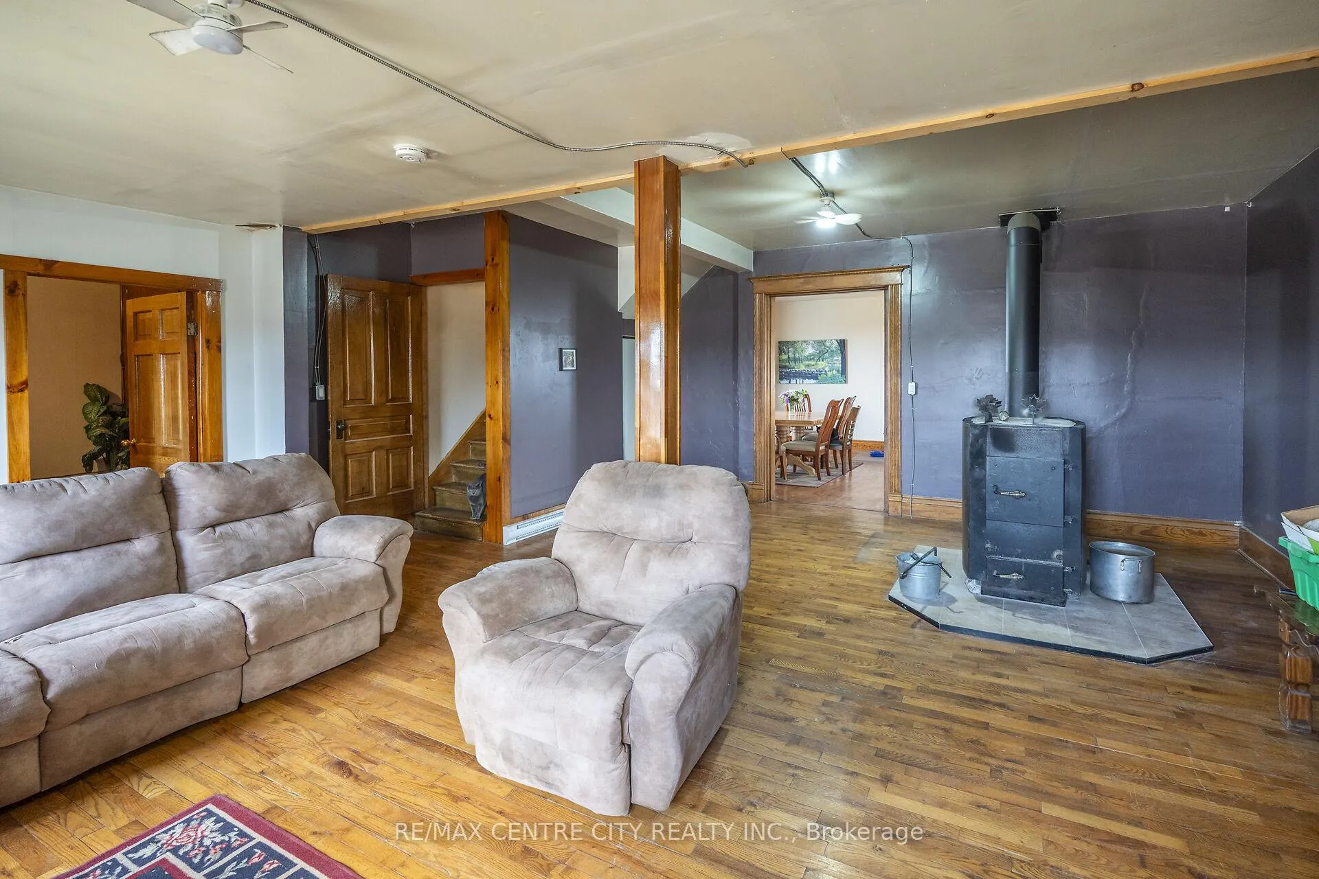 Photo 33 of 3542 Putnam Road, Thames Centre, Mossley — HOMEH
