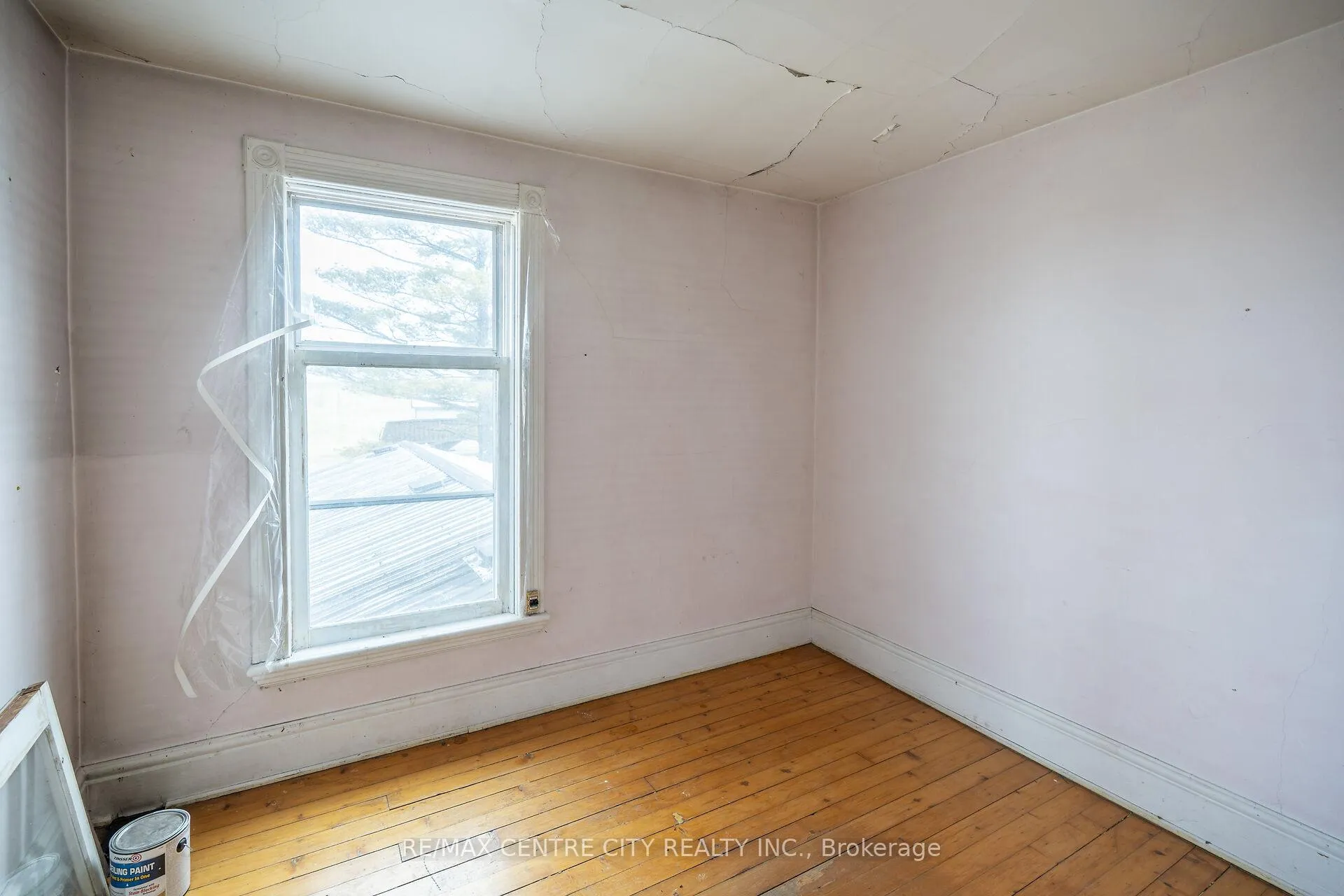 Photo 37 of 3542 Putnam Road, Thames Centre, Mossley — HOMEH