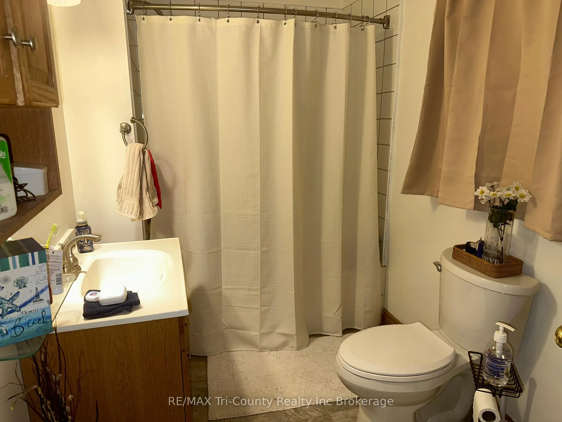 Photo 20 of 34 George Street N, Norfolk, Langton — HOMEH