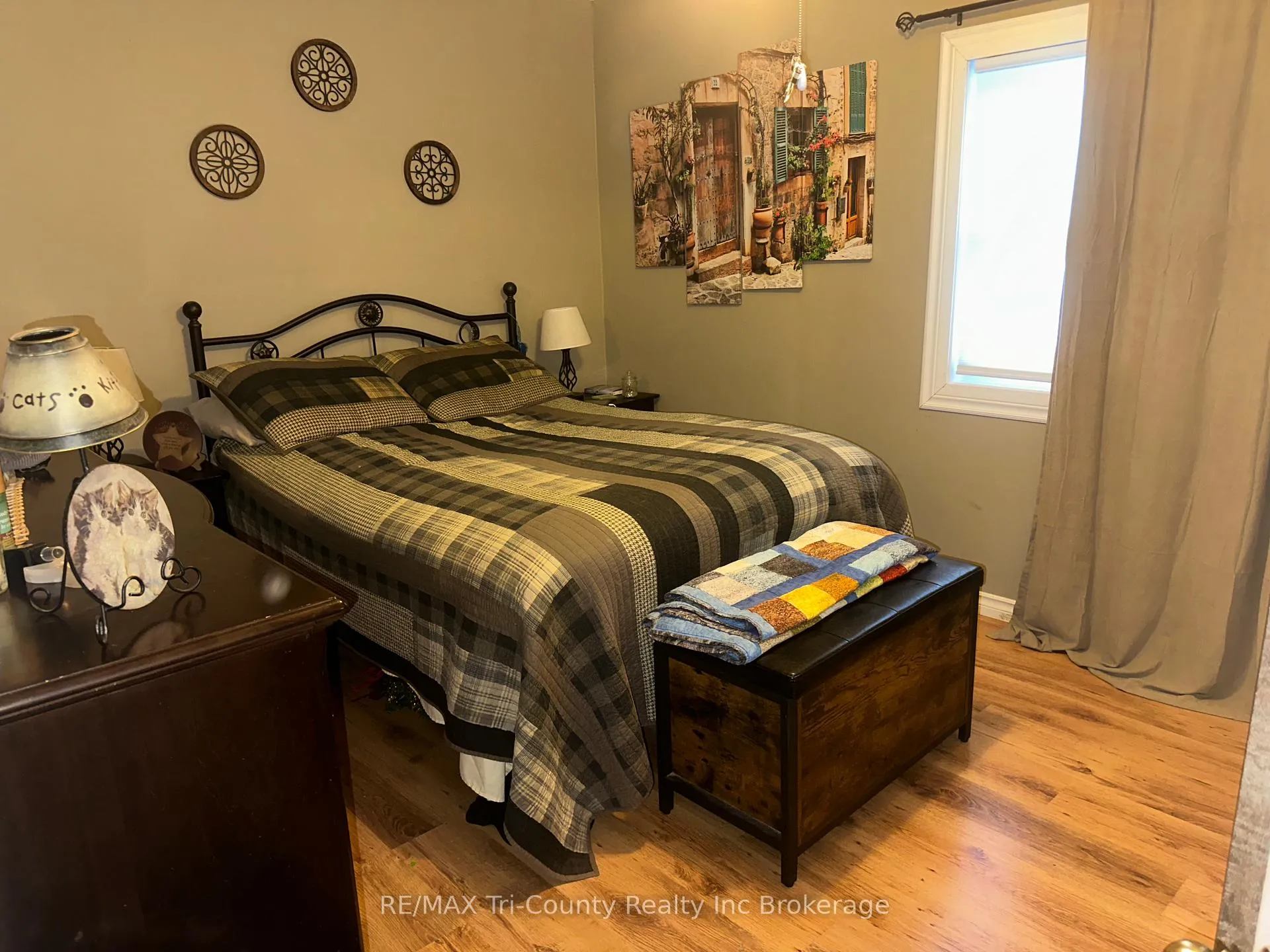 Photo 21 of 34 George Street N, Norfolk, Langton — HOMEH