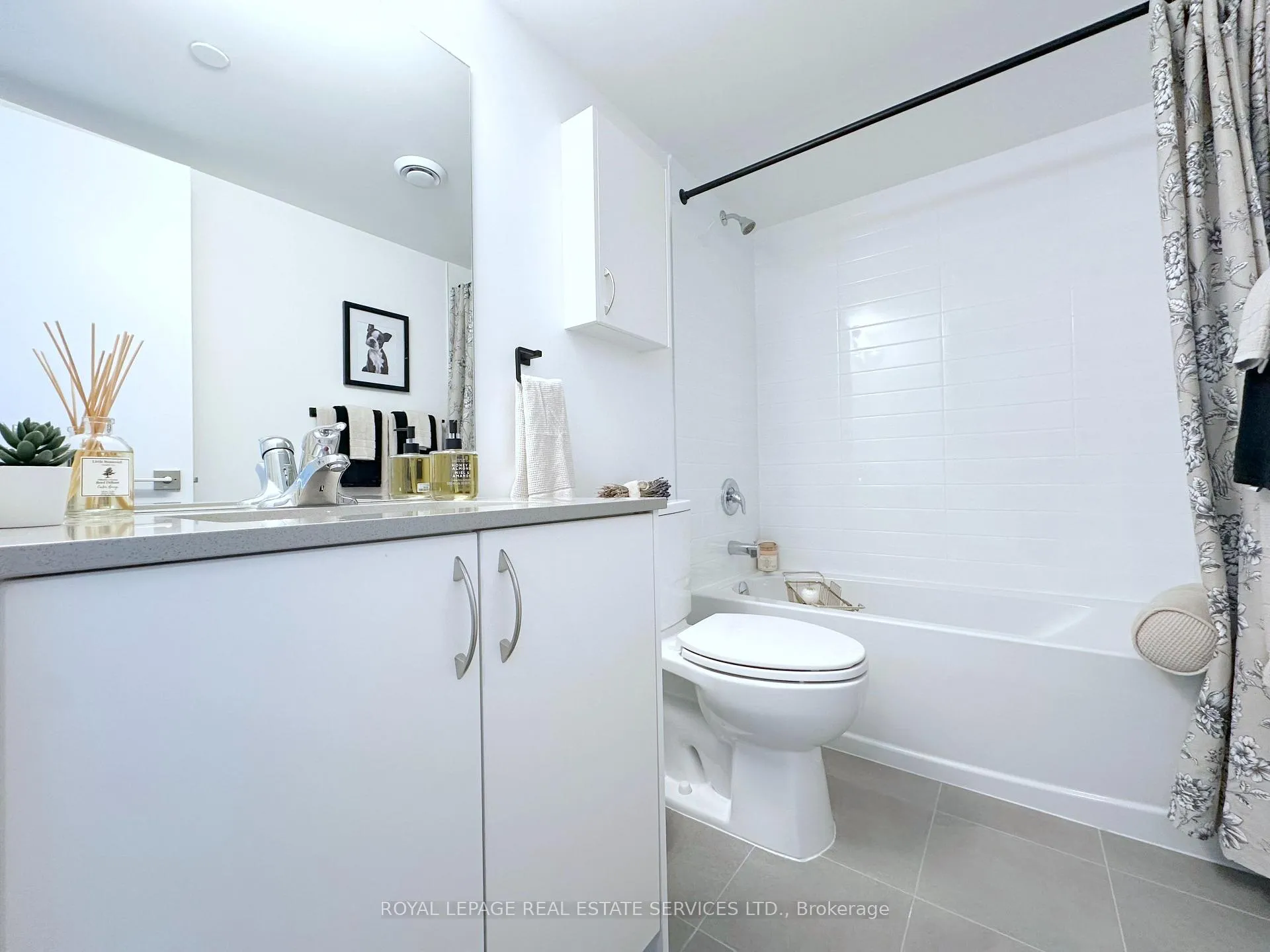Photo 9 of Unit 207, 2 River Plate Street, Ajax, South West — HOMEH