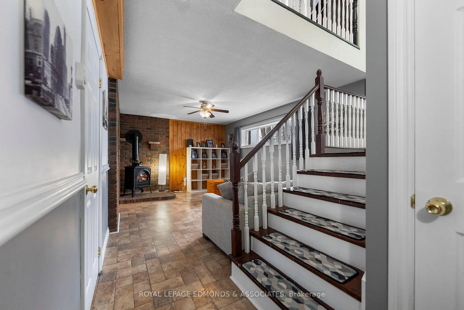 Photo 20 of 95 Spruce Street, Petawawa — HOMEH