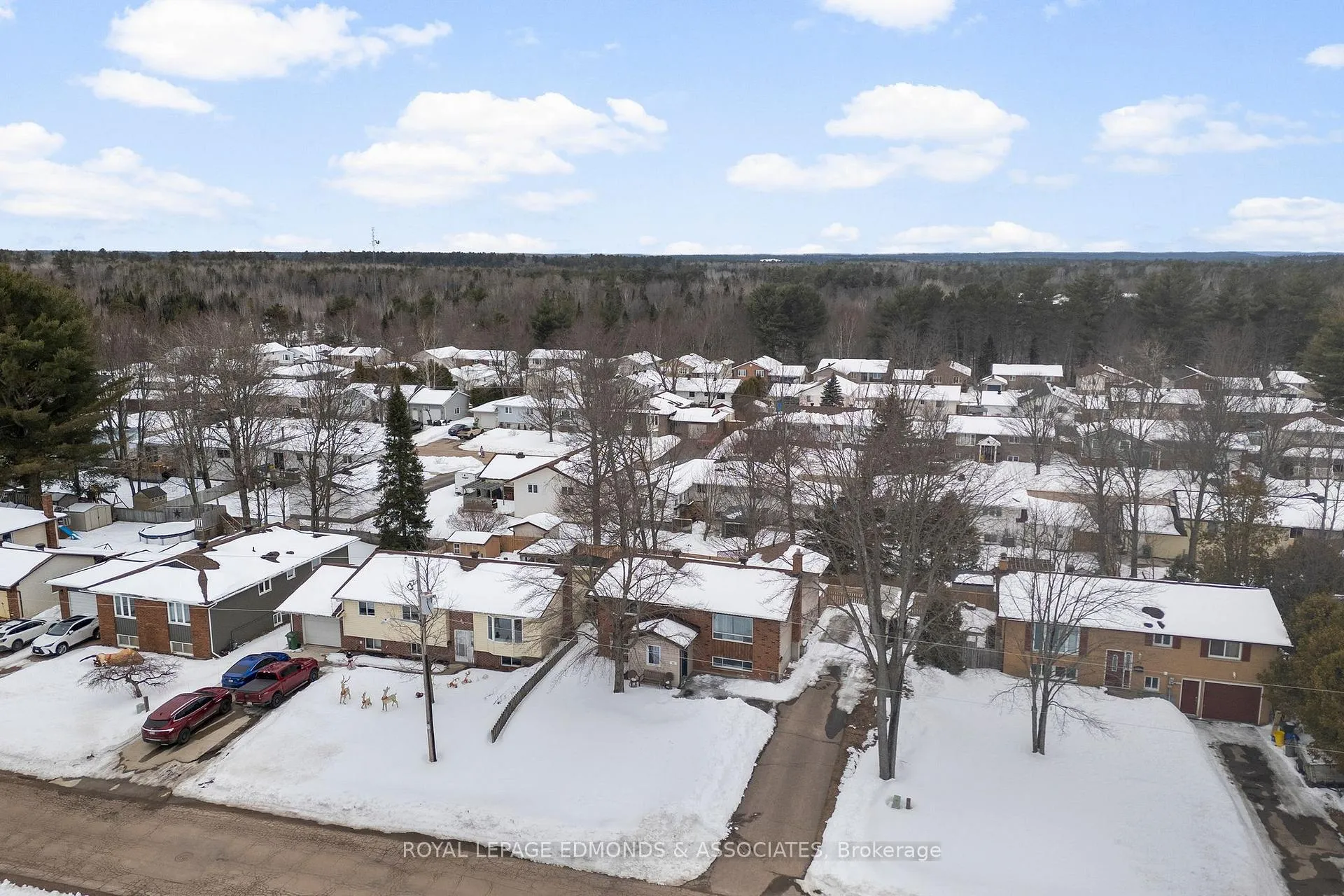 Photo 37 of 95 Spruce Street, Petawawa — HOMEH