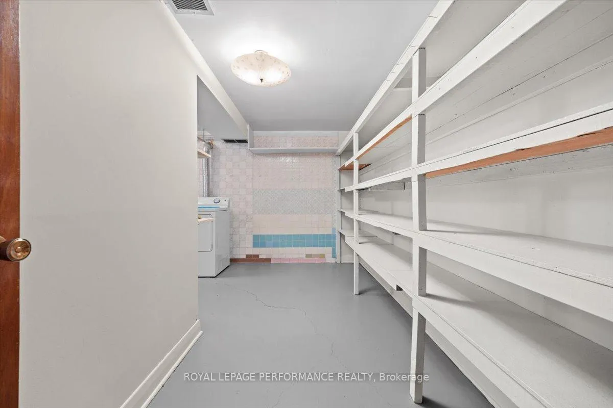 Photo 23 of 2212 St Laurent Boulevard, Ottawa, Elmvale Acres/Urbandale — HOMEH