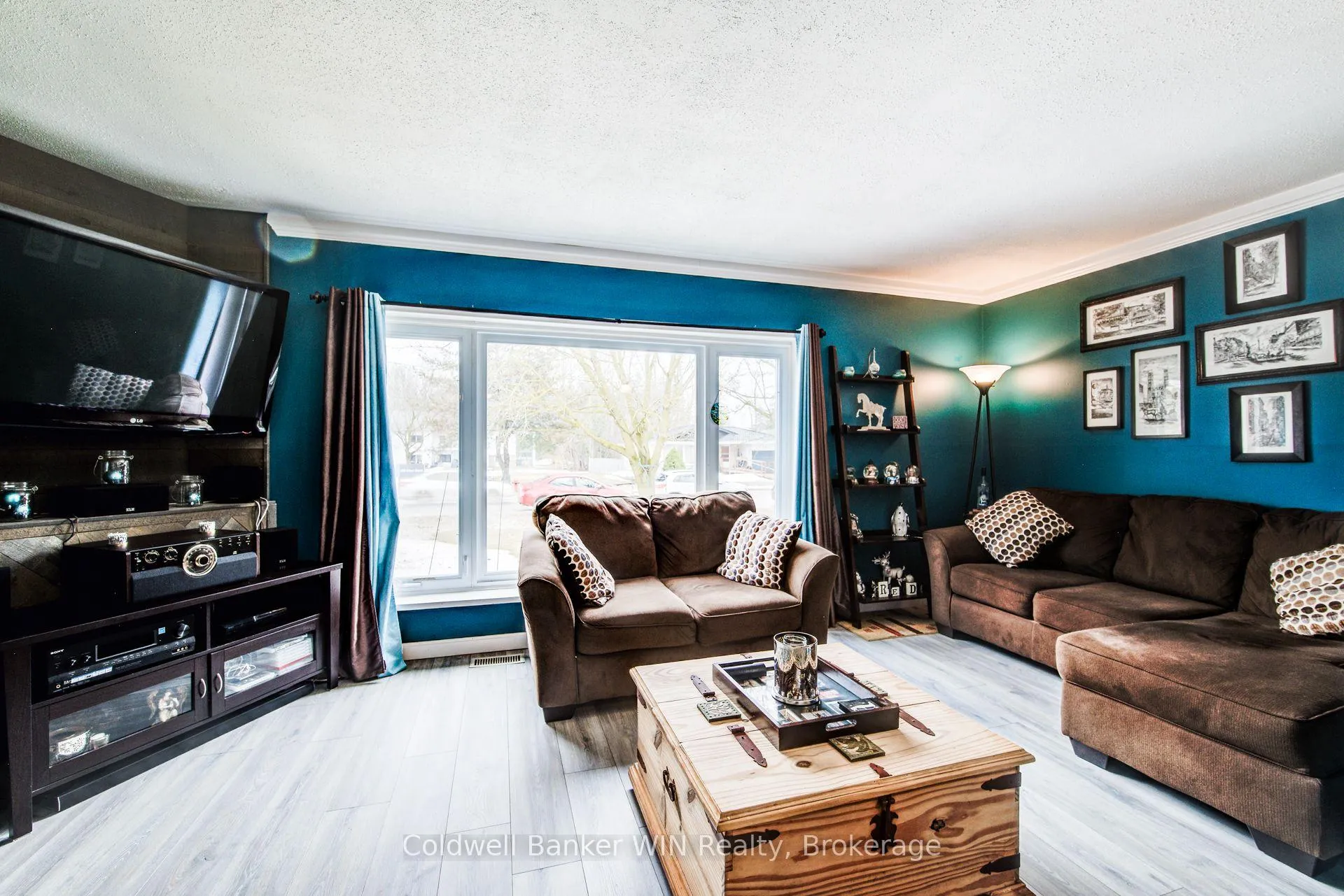 Photo 10 of 455 Albert Street, Wellington North, Mount Forest — HOMEH