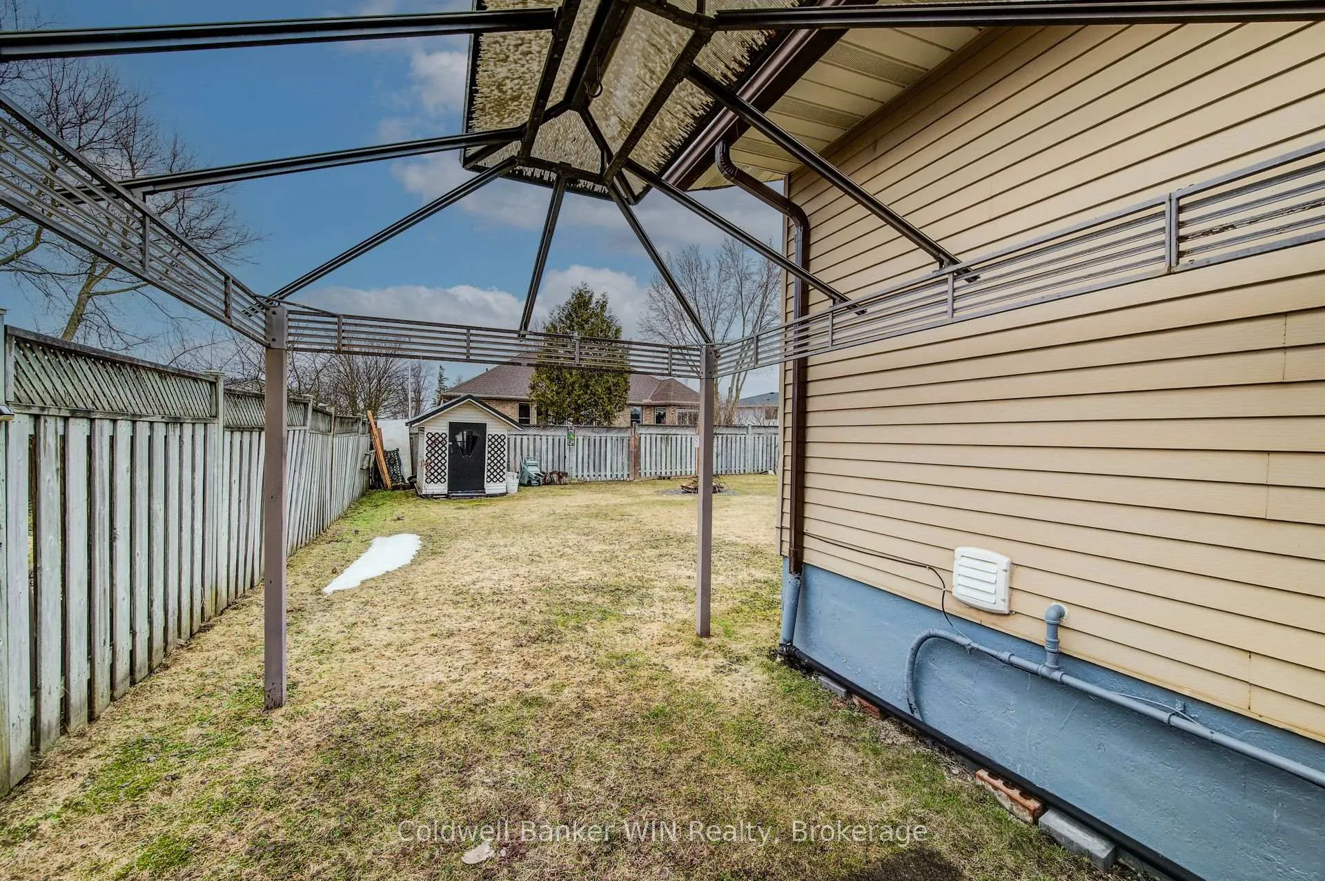 Photo 37 of 455 Albert Street, Wellington North, Mount Forest — HOMEH