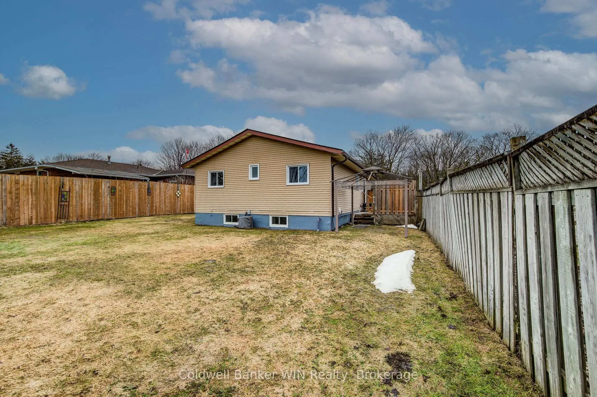 Photo 39 of 455 Albert Street, Wellington North, Mount Forest — HOMEH