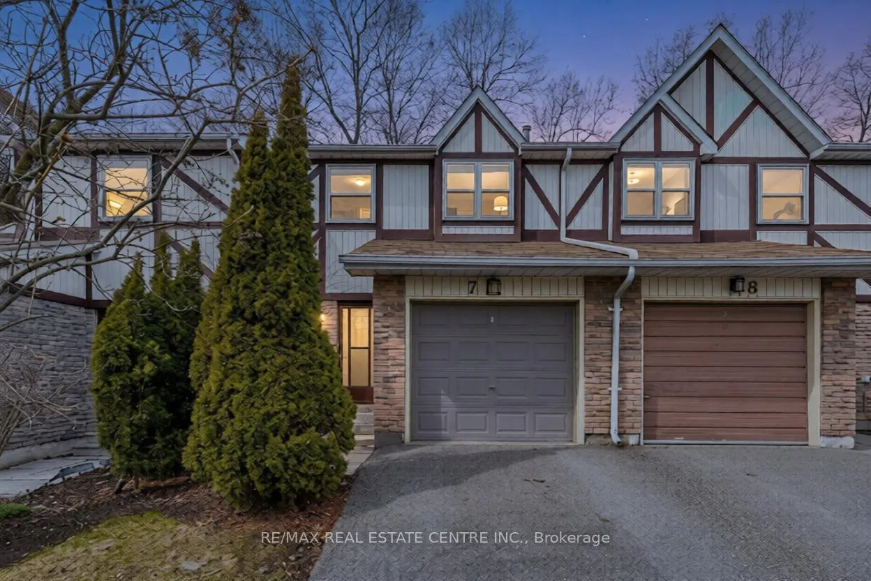 Front of 7 Morley Crescent