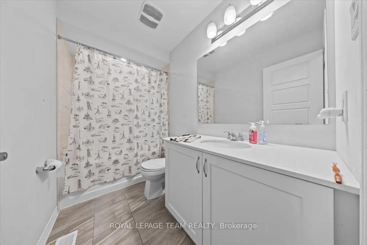 Photo 14 of 814 Stallion Crescent, Ottawa, Stittsville (South) — HOMEH