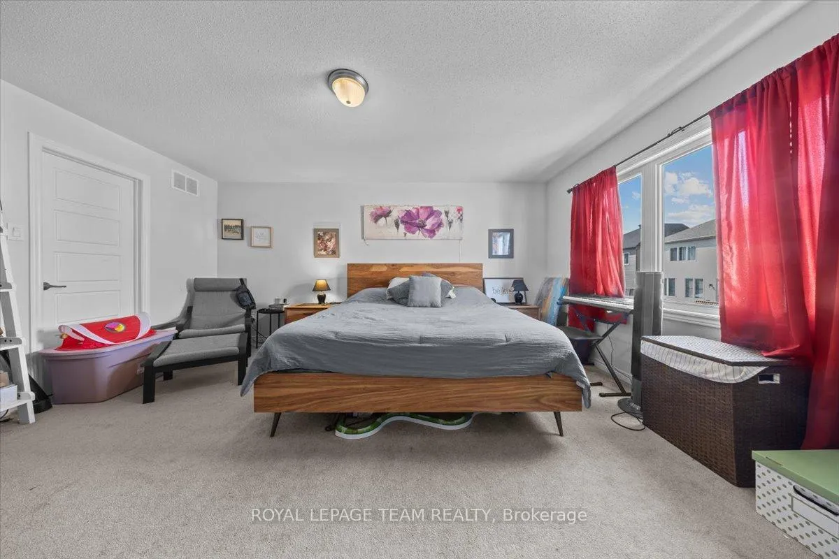 Photo 16 of 814 Stallion Crescent, Ottawa, Stittsville (South) — HOMEH