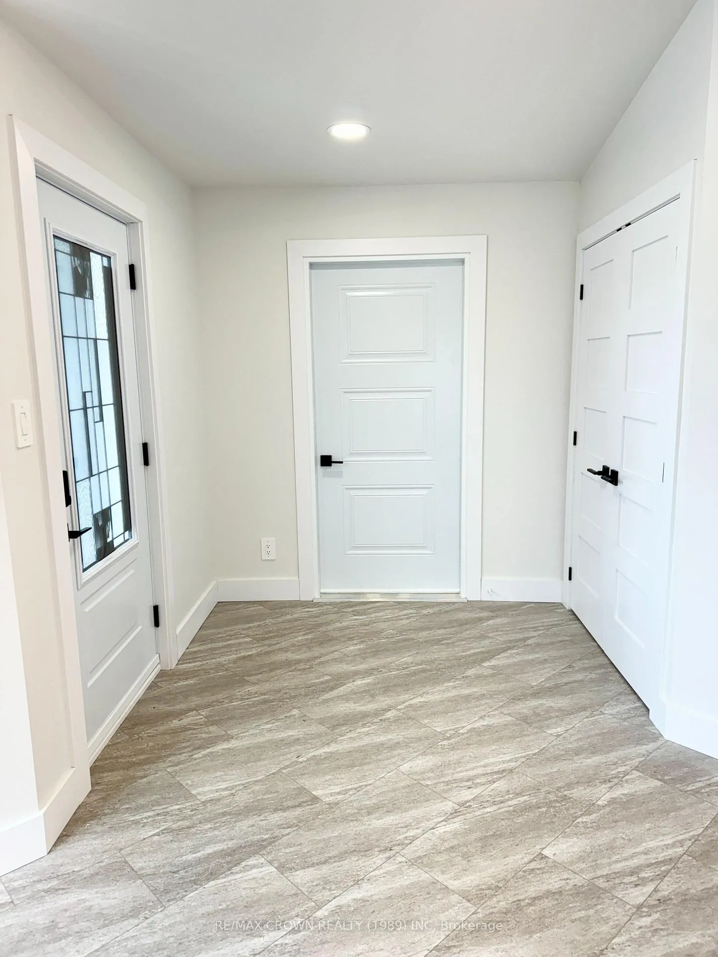 Photo 17 of 18 Golf Street, Kapuskasing — HOMEH