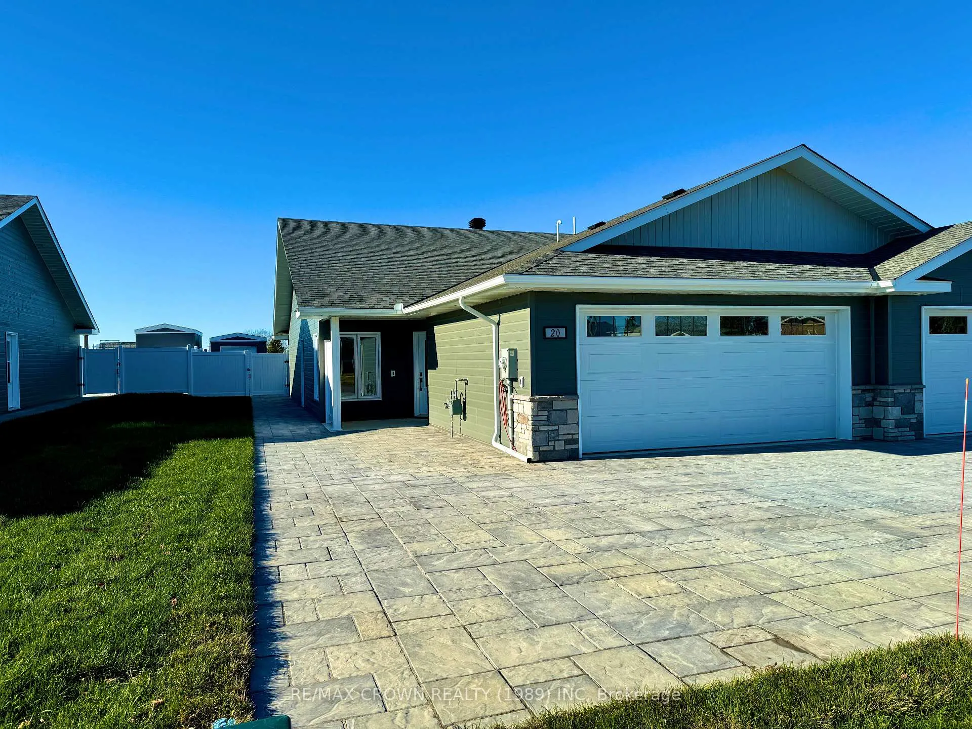 Photo of 20 Golf Street