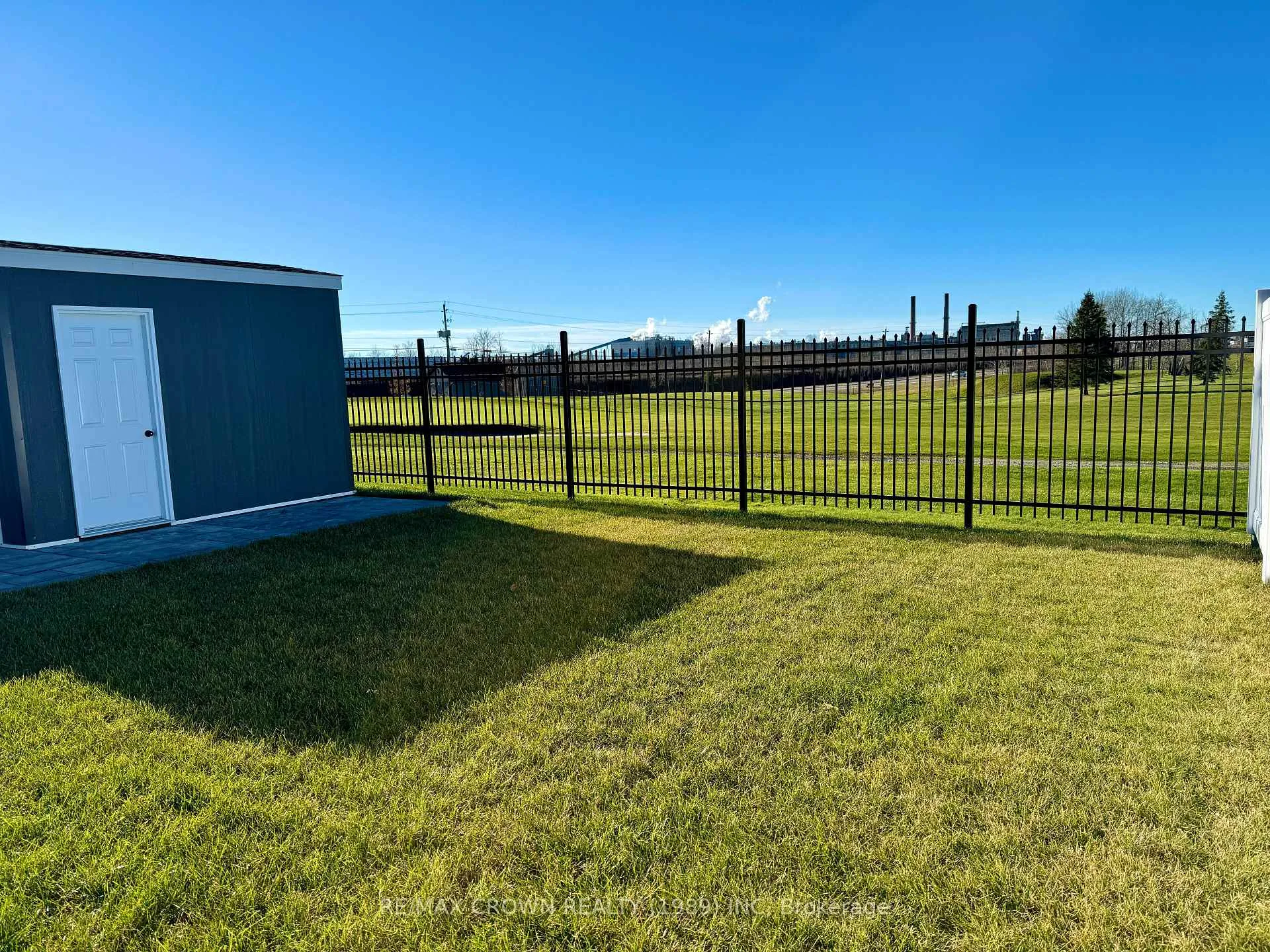 Photo 33 of 20 Golf Street, Kapuskasing — HOMEH