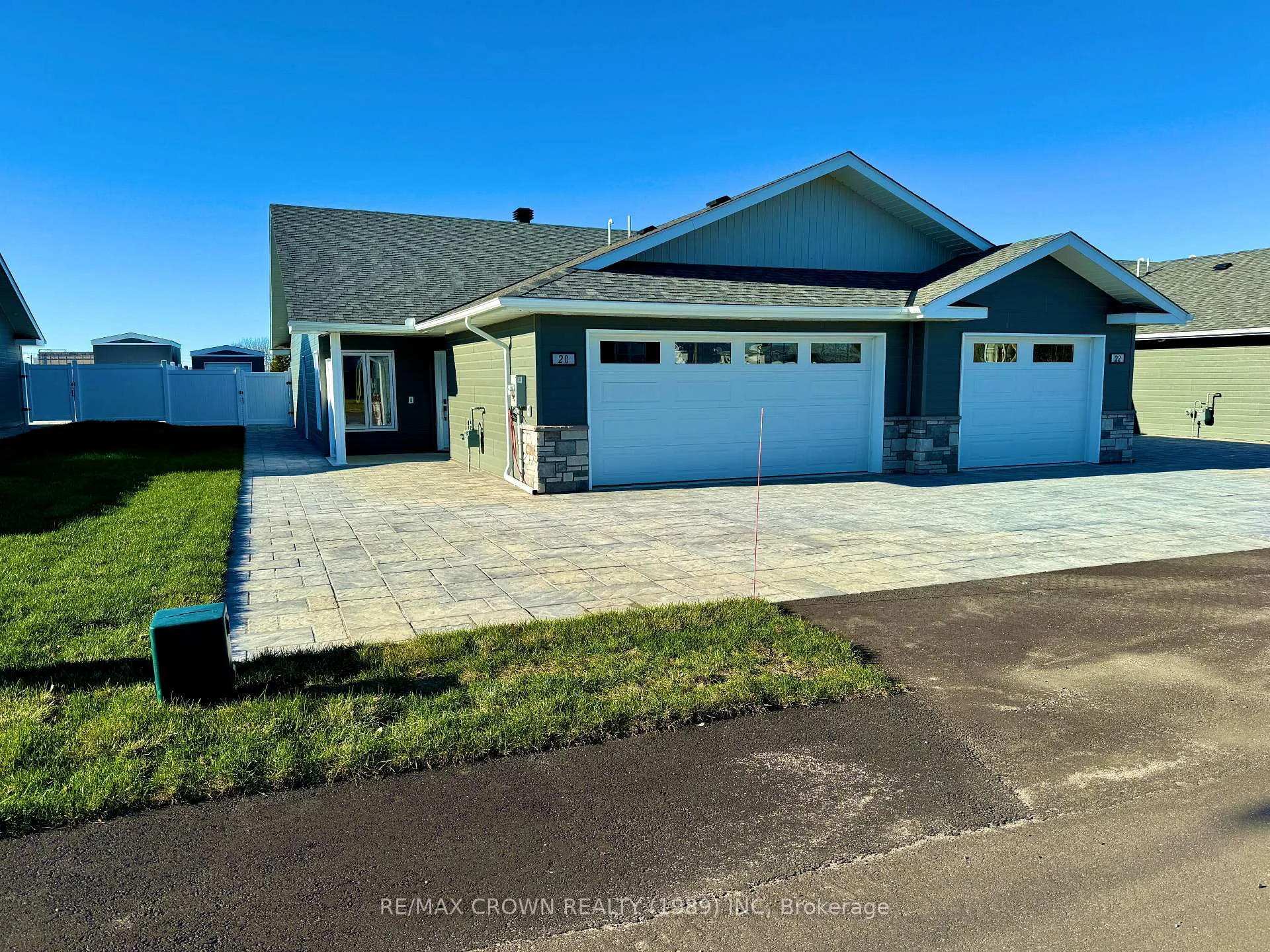 Photo 37 of 20 Golf Street, Kapuskasing — HOMEH