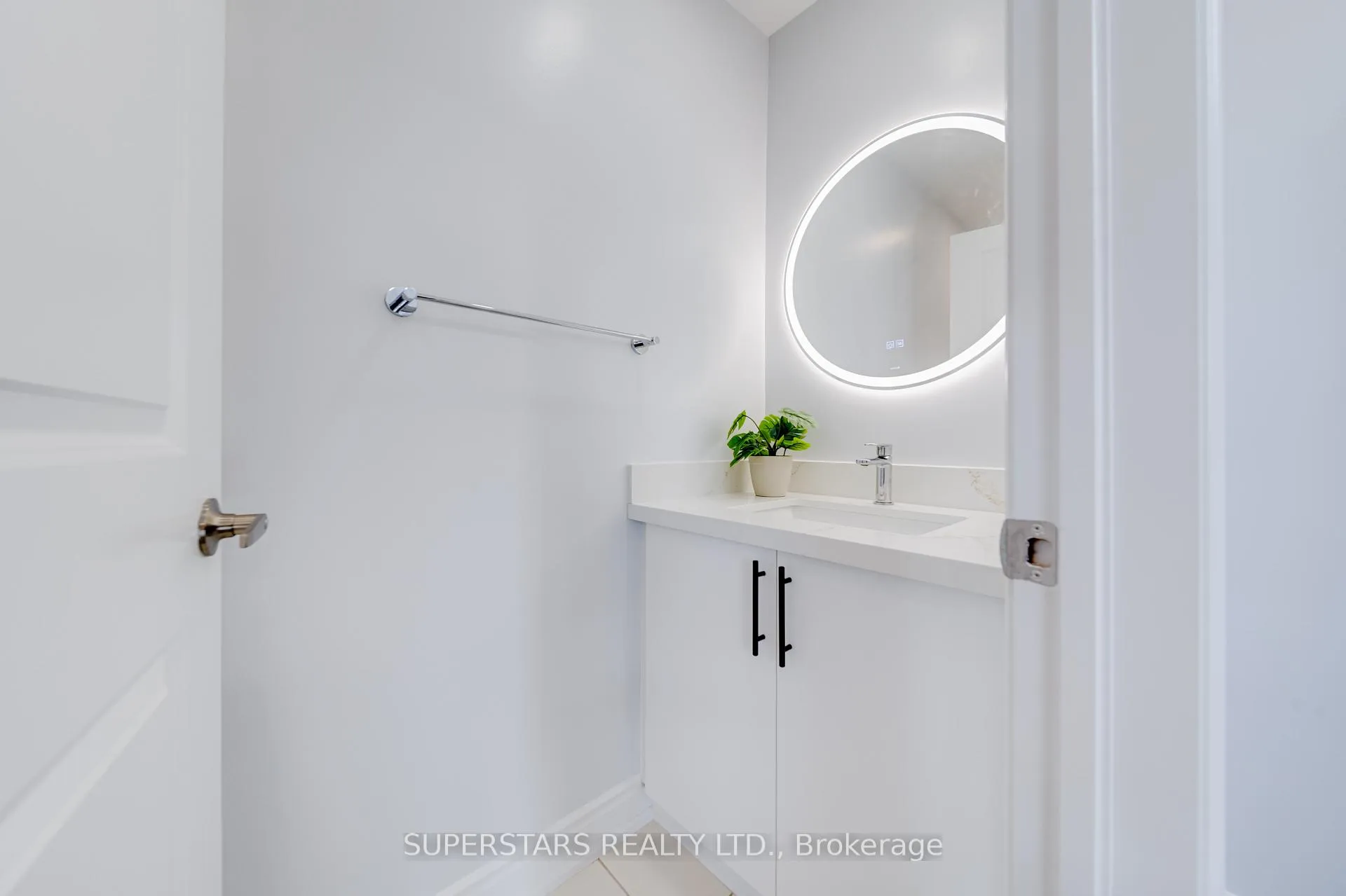 Photo 11 of 4116 Highway 7 E, Markham, Unionville — HOMEH