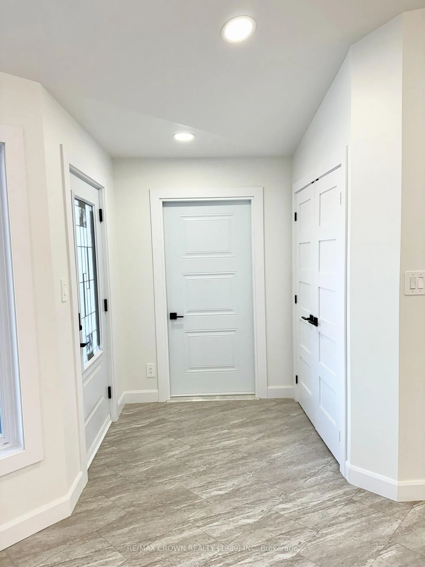 Photo 13 of 22 Golf Street, Kapuskasing — HOMEH