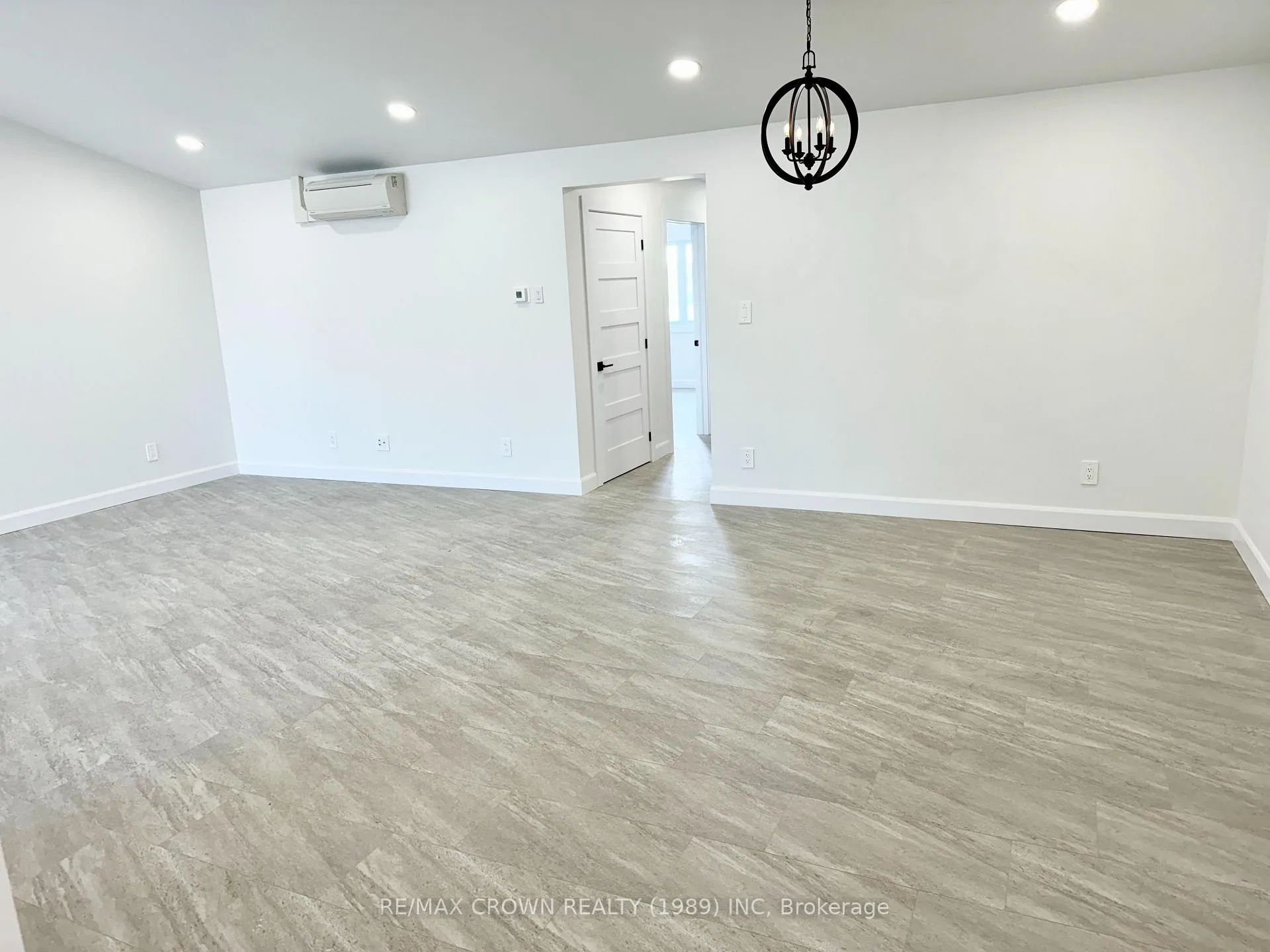 Photo 10 of 24 Golf Street, Kapuskasing — HOMEH