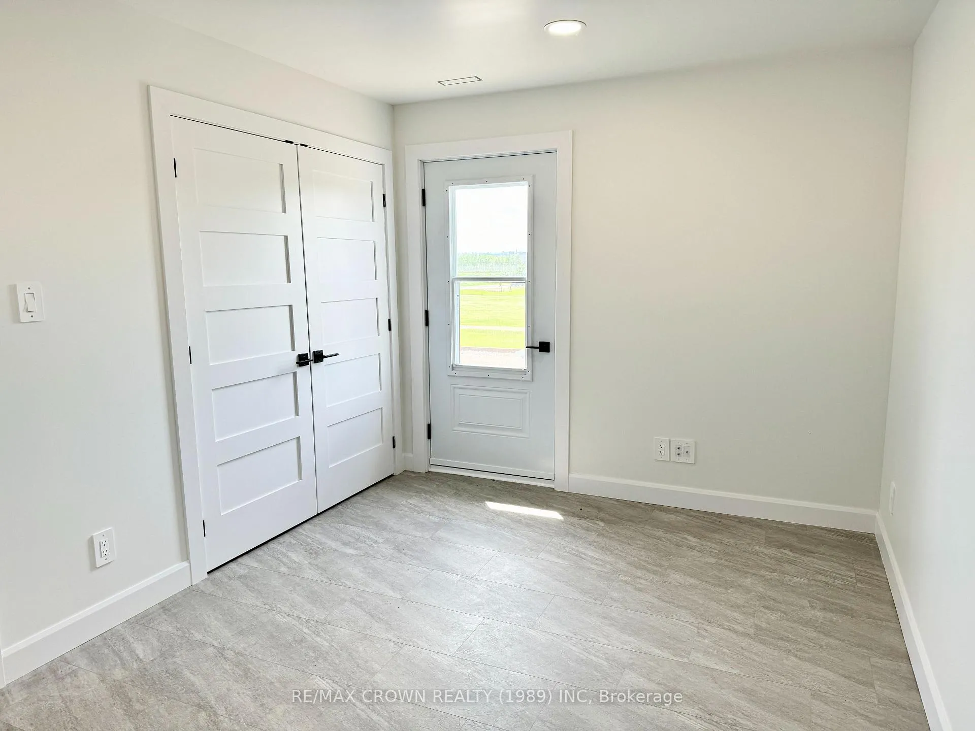 Photo 21 of 24 Golf Street, Kapuskasing — HOMEH