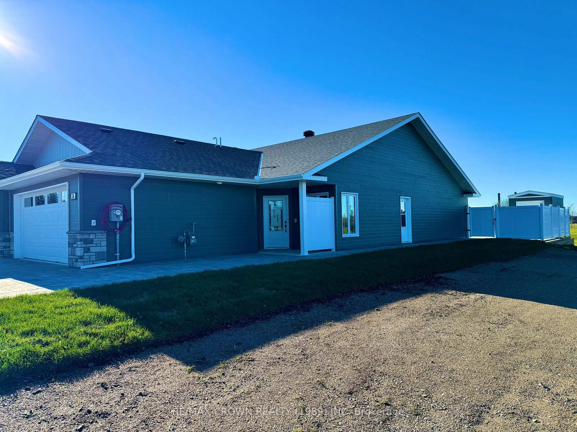Photo 35 of 26 Golf Street, Kapuskasing — HOMEH