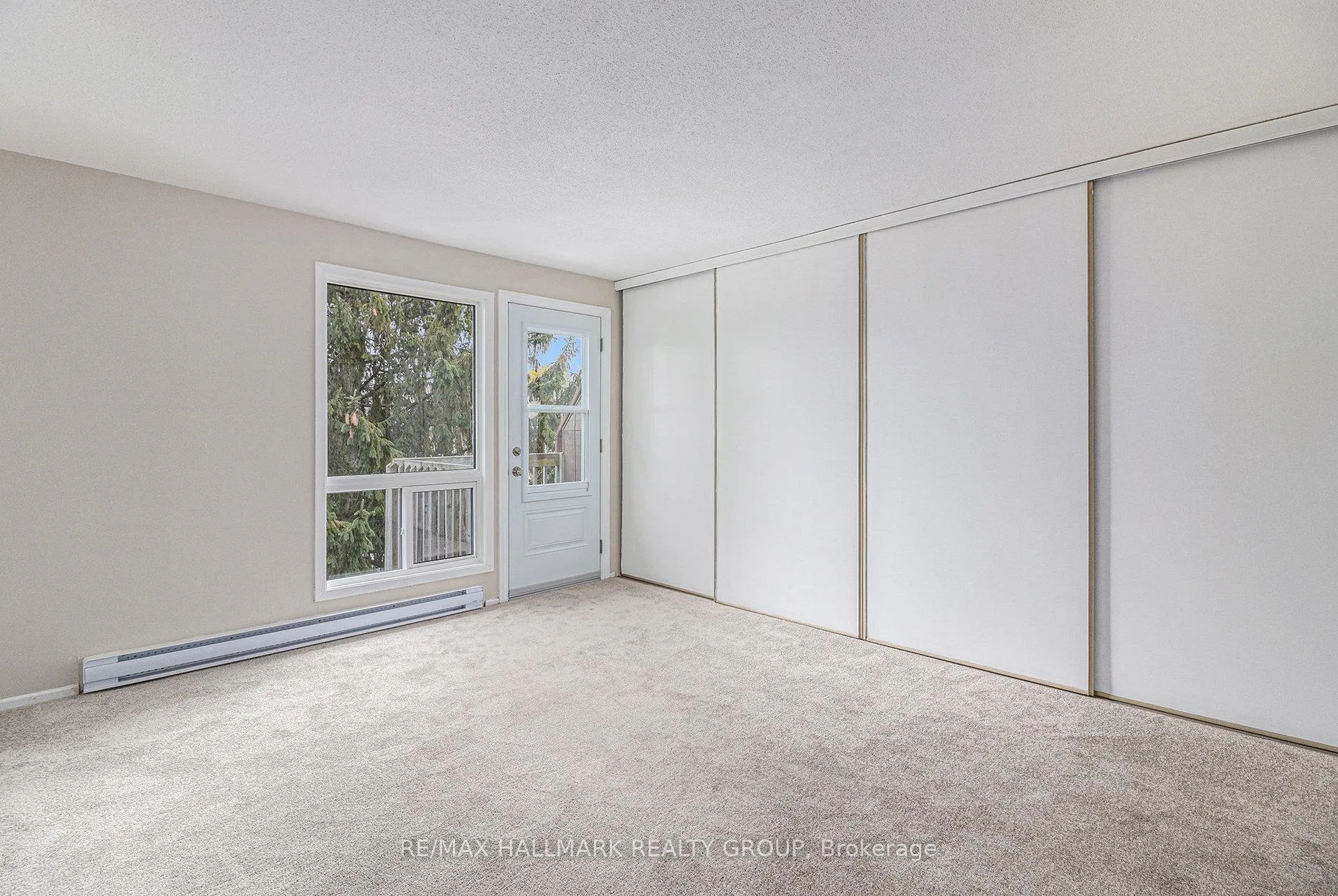 Photo 17 of Unit B, 6716 Jeanne D'arc Boulevard, Ottawa, Convent Glen North — HOMEH