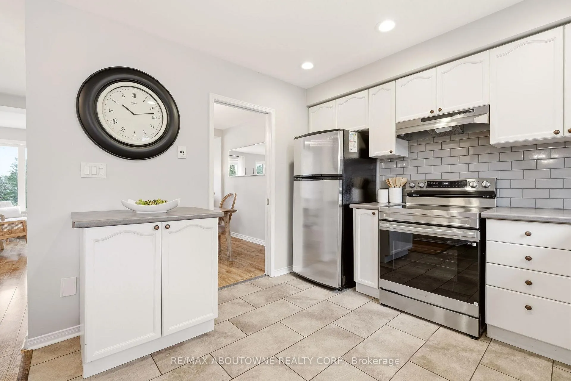 Photo 10 of Unit 97, 302 College Avenue W, Guelph, Dovercliffe Park/Old University — HOMEH