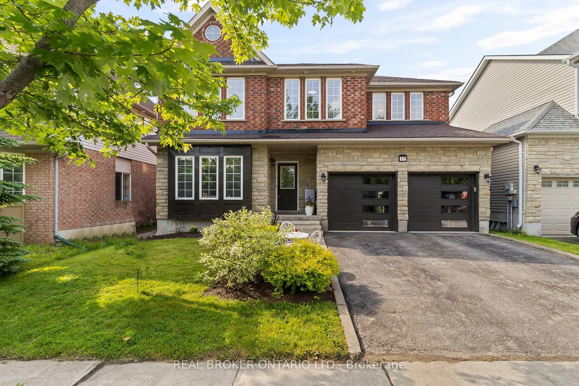 Front of 17 Cranberry Lane