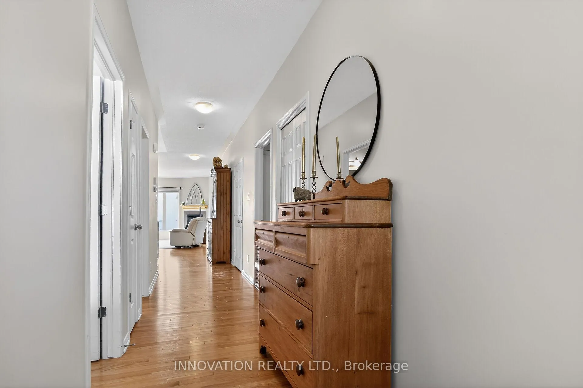Photo 4 of 206 Edey Street, Arnprior — HOMEH