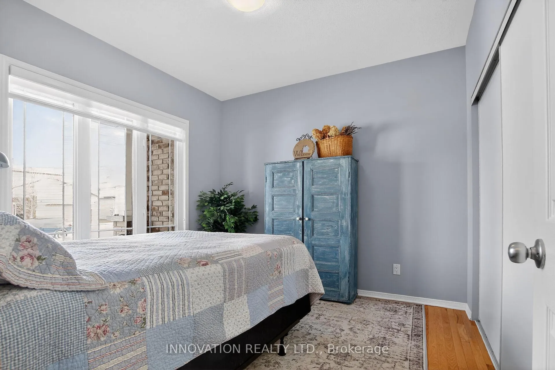 Photo 5 of 206 Edey Street, Arnprior — HOMEH